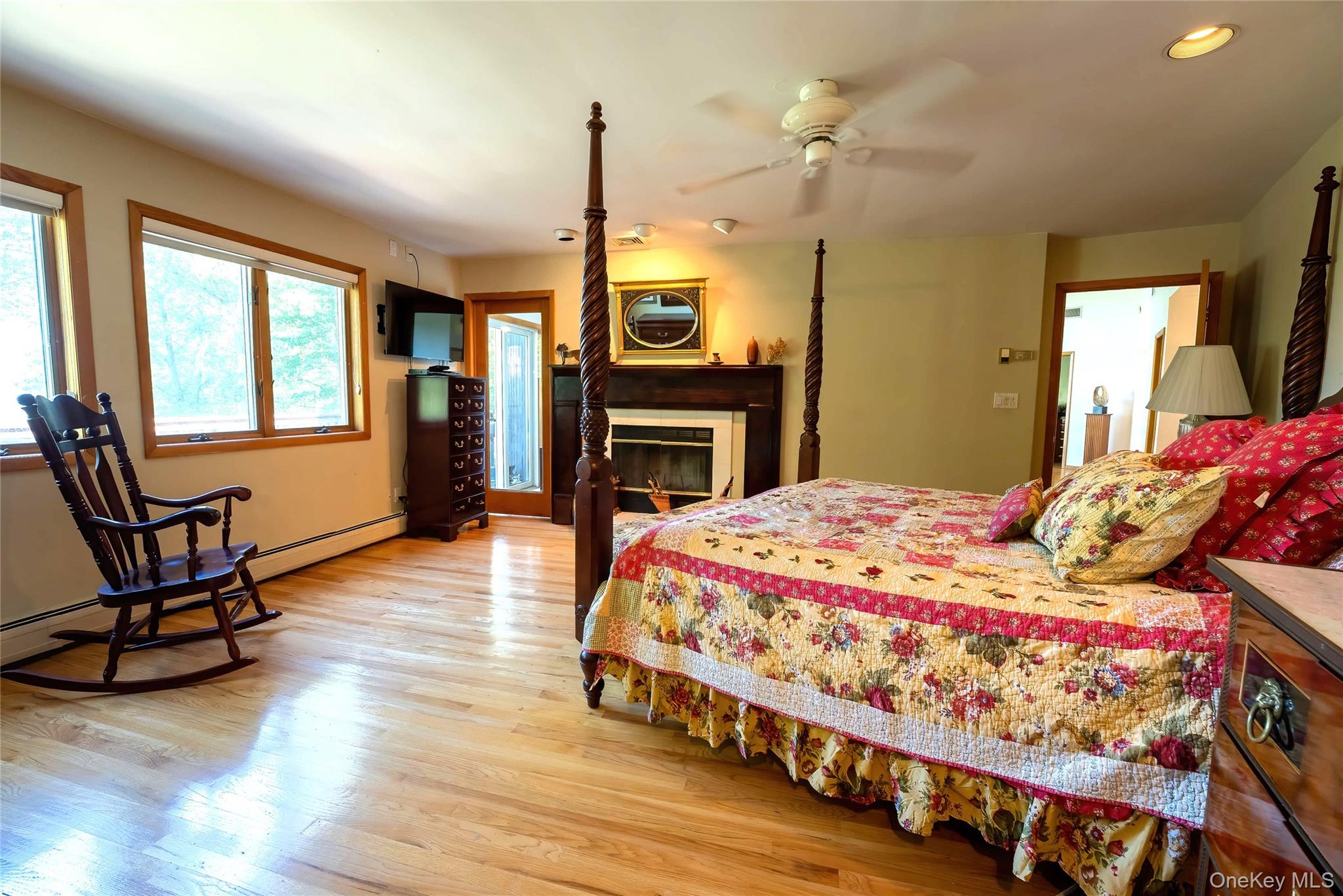 36 Ridgetop Drive, Tomkins Cove, NY 10986