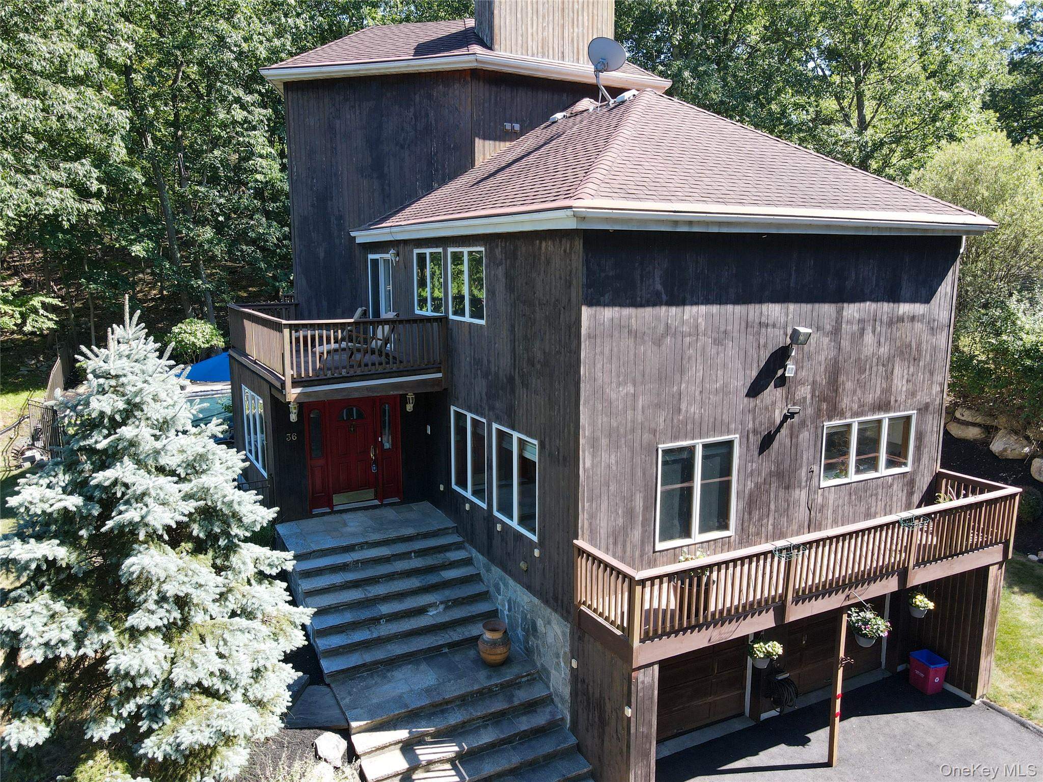 36 Ridgetop Drive, Tomkins Cove, NY 10986