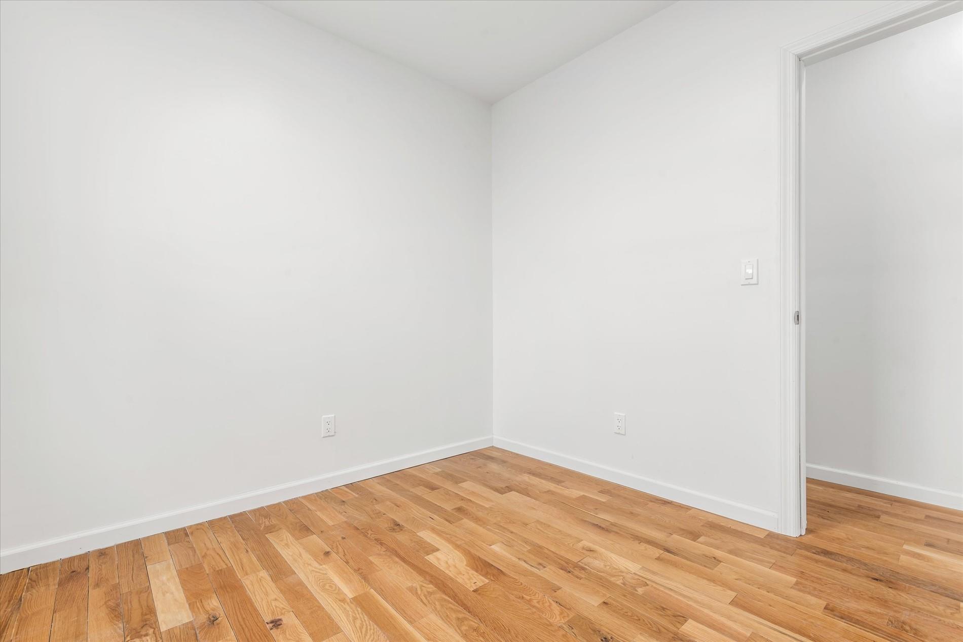 1236 Evergreen Avenue, Bronx, NY 10472