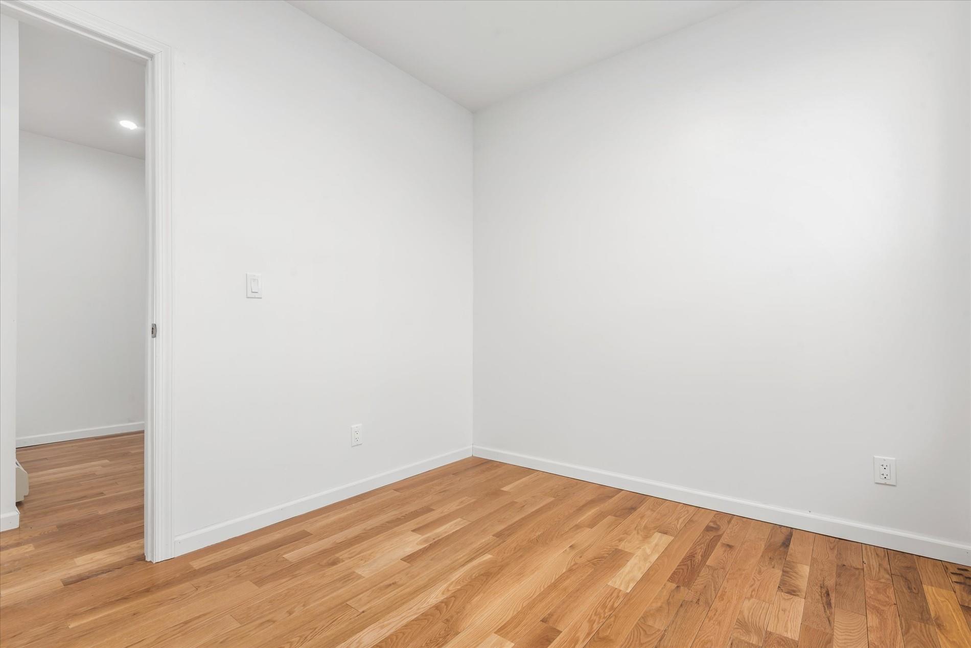 1236 Evergreen Avenue, Bronx, NY 10472