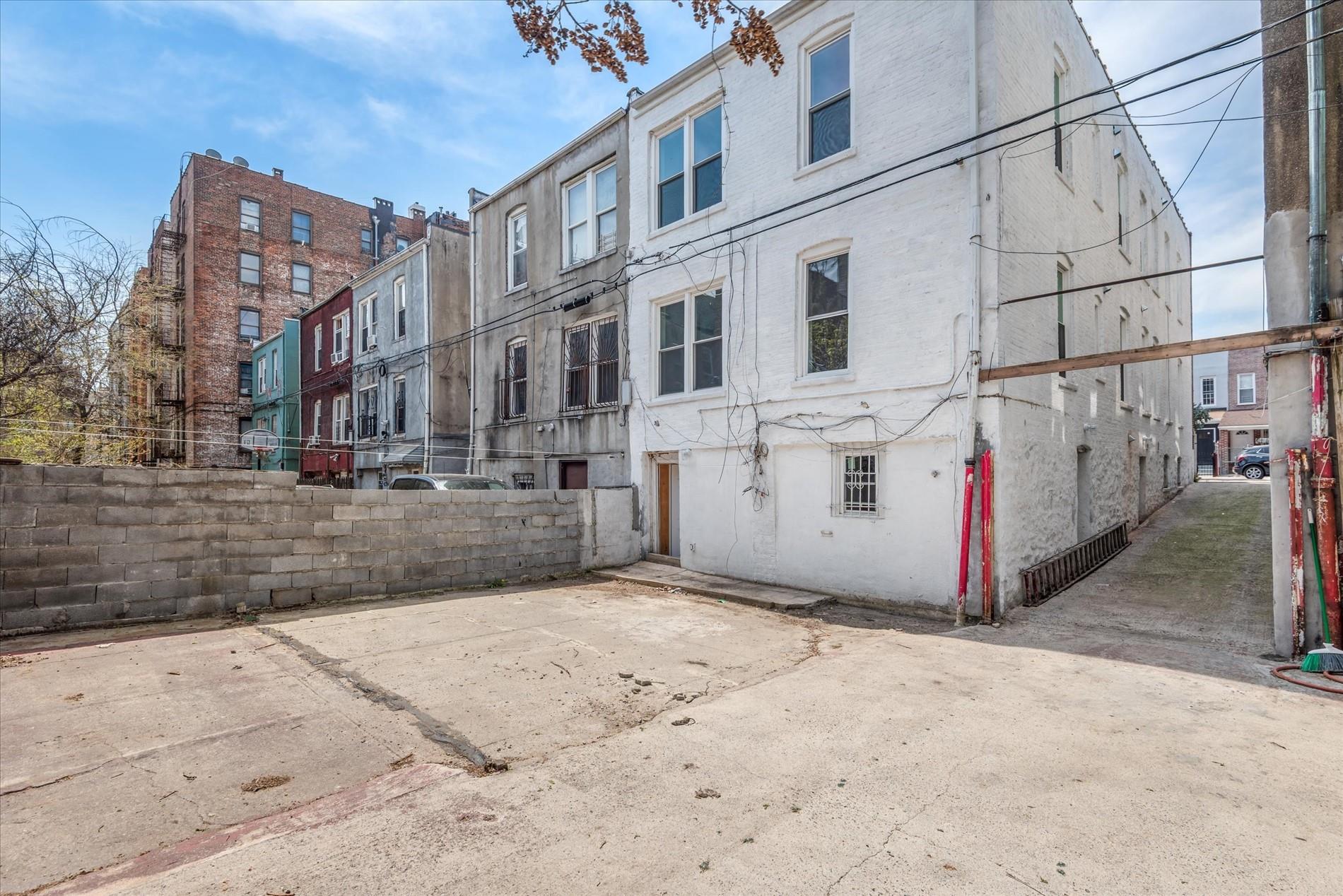 1236 Evergreen Avenue, Bronx, NY 10472