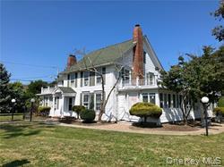 93 Main Street # 2C, West Sayville, NY 11796