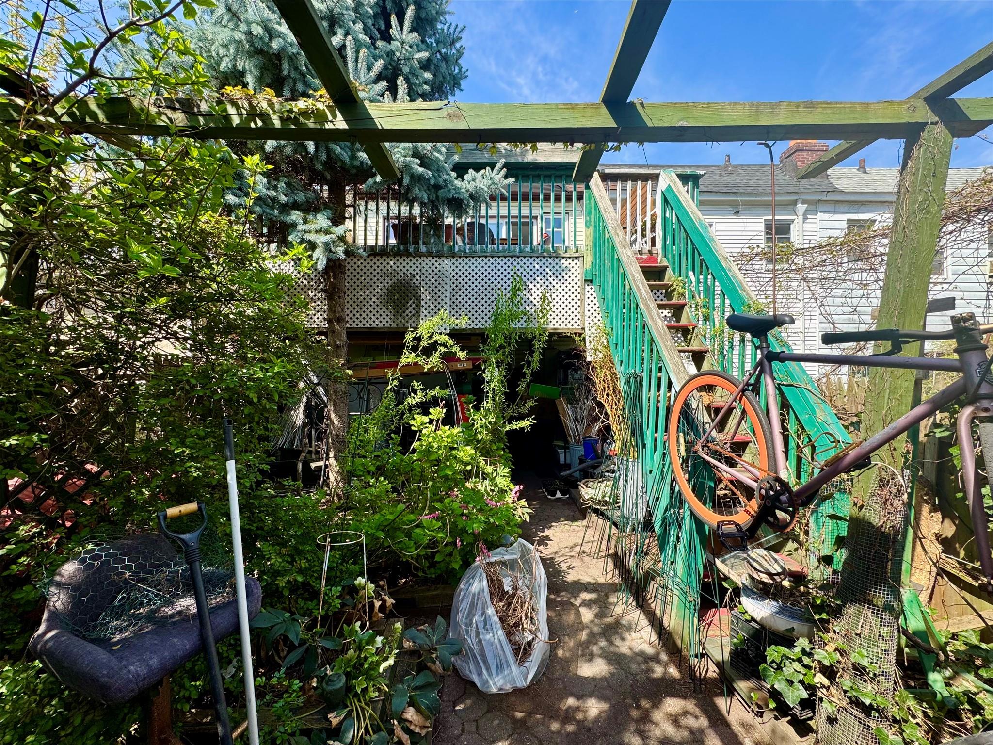 105-16 Metropolitan Avenue, Forest Hills, NY 11375