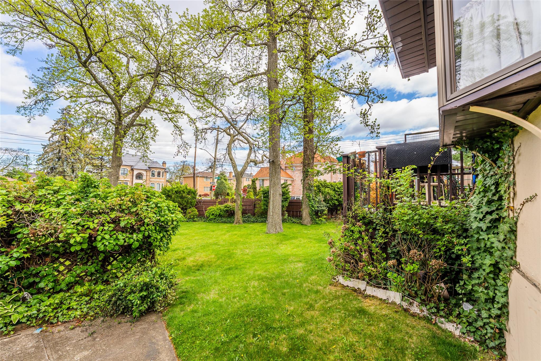 14-35 161 Street, Beechhurst, NY 11357