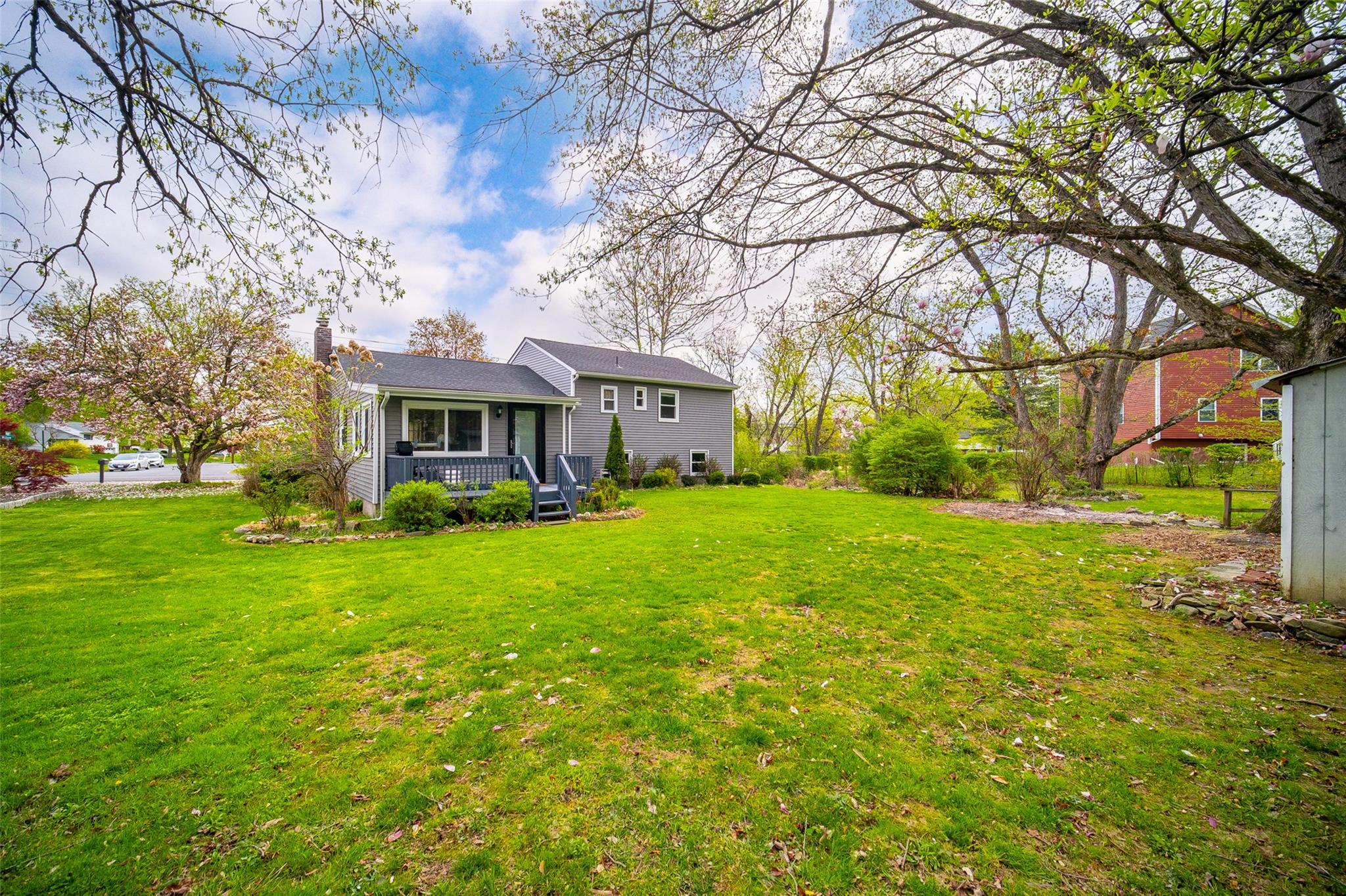 26 Willow Lane, New Windsor, NY 12553