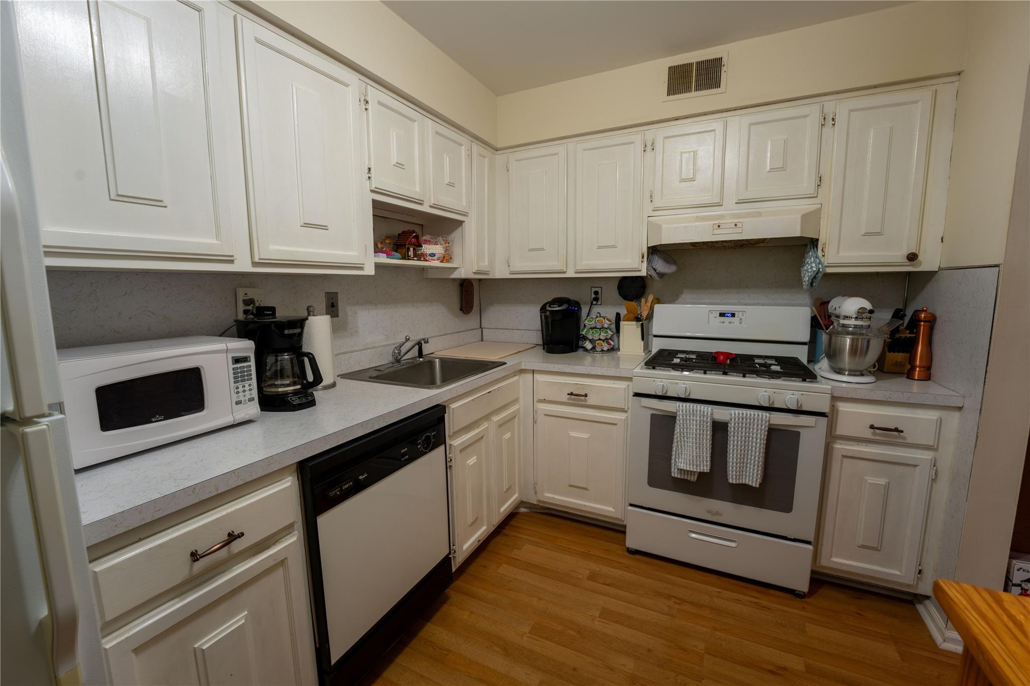 3 Essex Lane # C2, Suffern, NY 10901