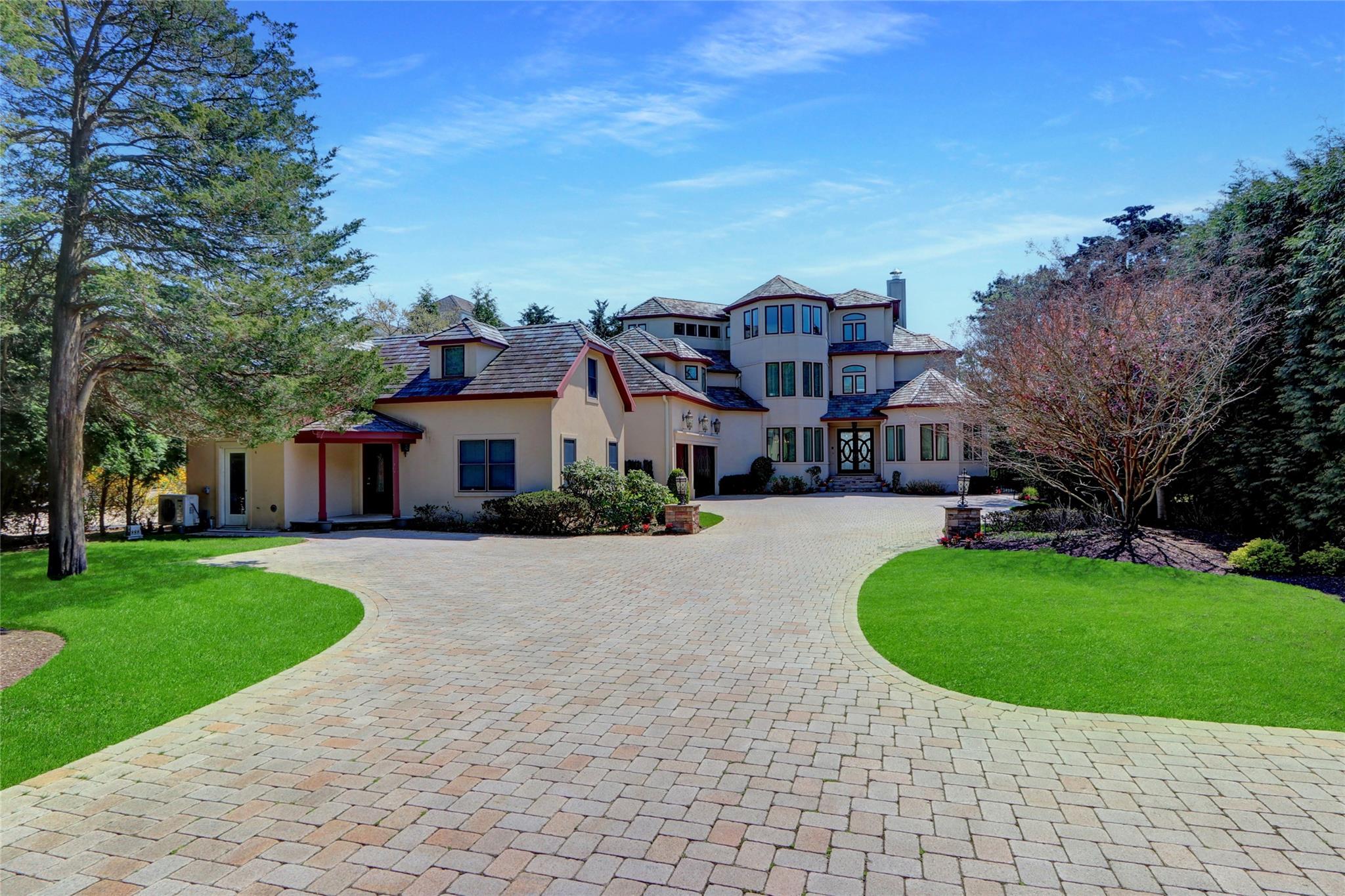 265 Asharoken Avenue, Northport, NY 11768