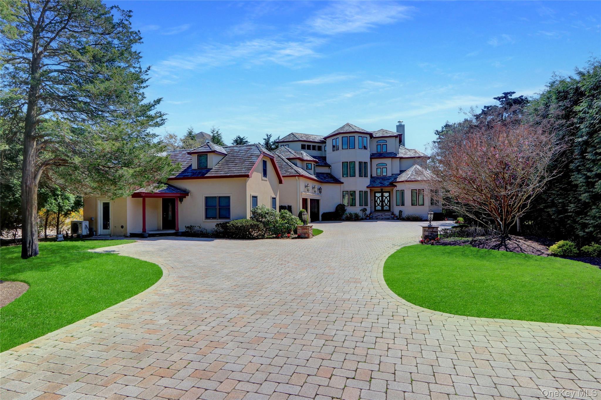 265 Asharoken Avenue, Northport, NY 11768