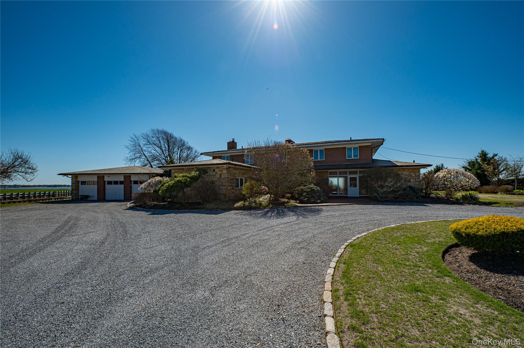 101 West Lane, Bay Shore, NY 11706