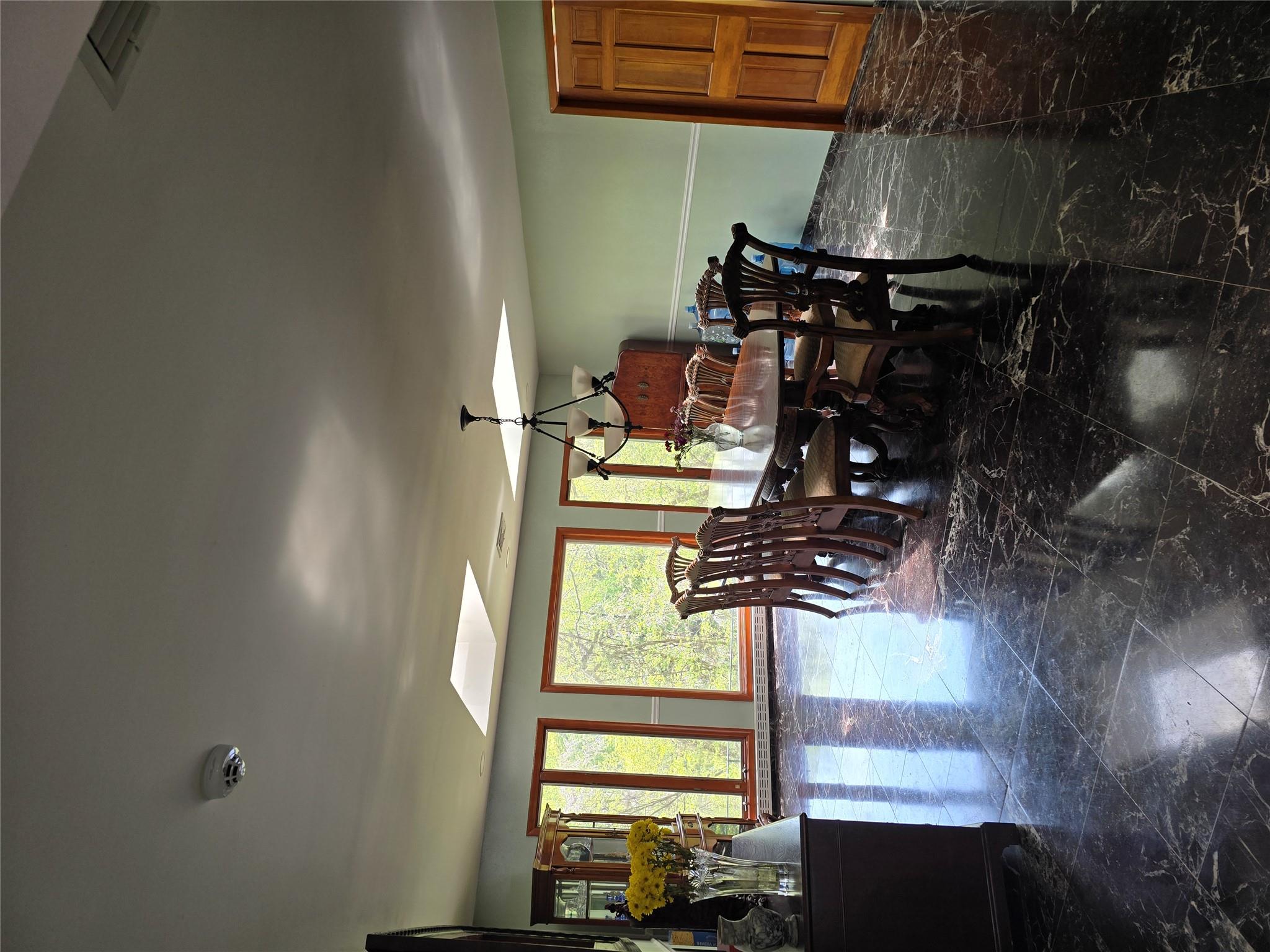 22 Lake Road, Lake Success, NY 11020