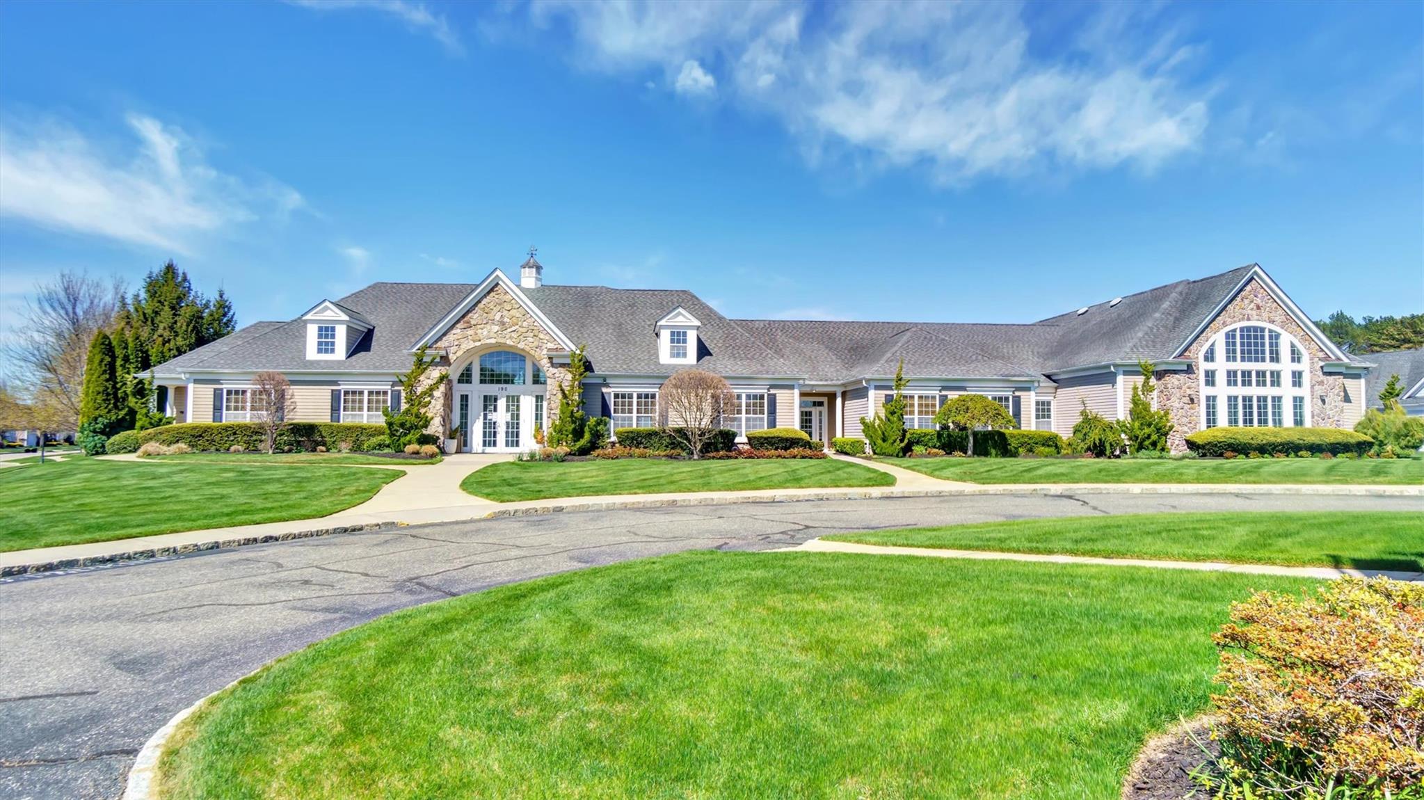 69 Samantha Circle # 69, Westhampton, NY 11977