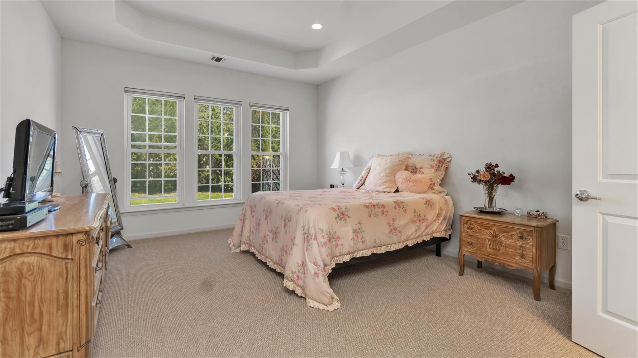 69 Samantha Circle # 69, Westhampton, NY 11977