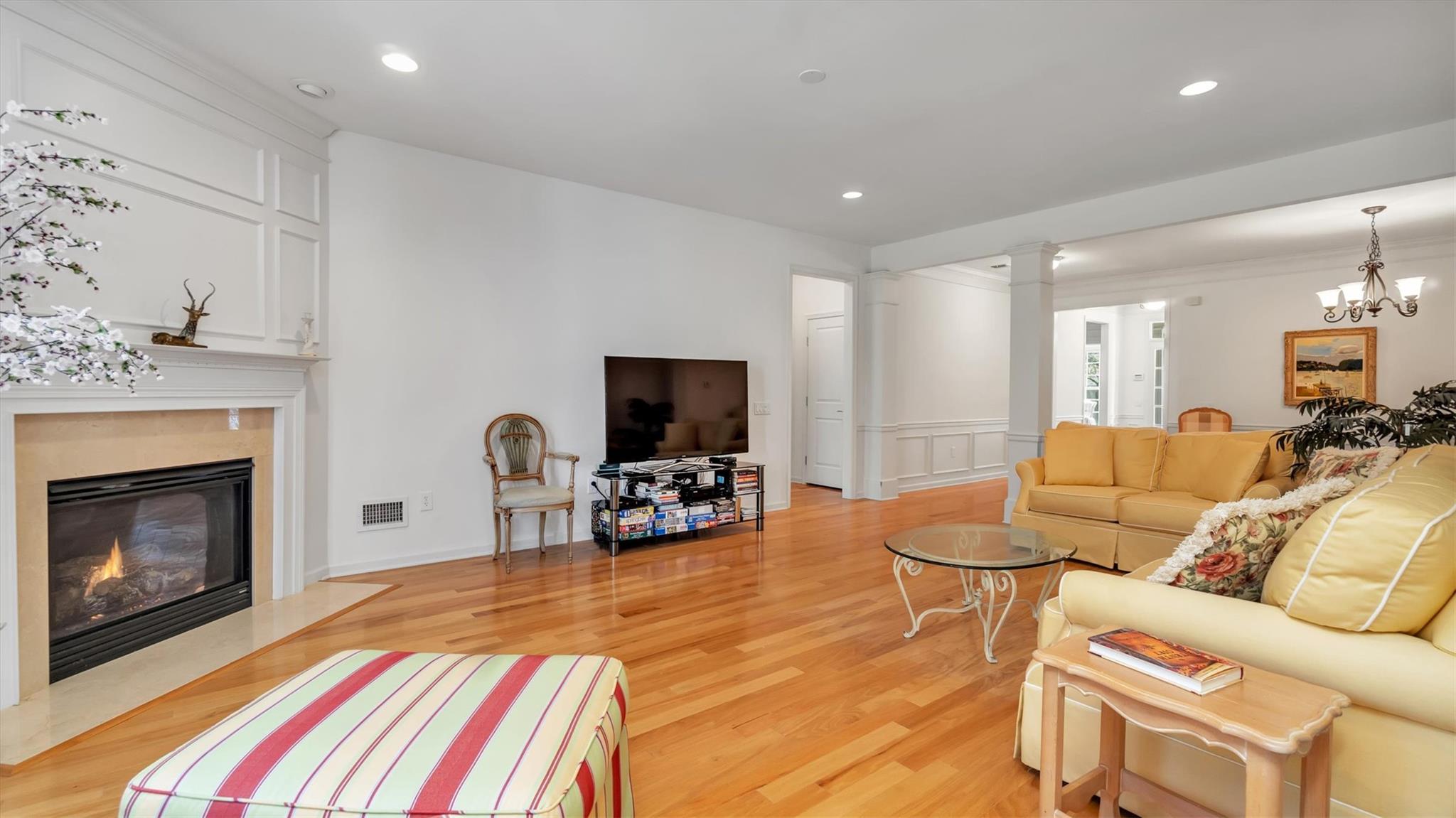 69 Samantha Circle # 69, Westhampton, NY 11977