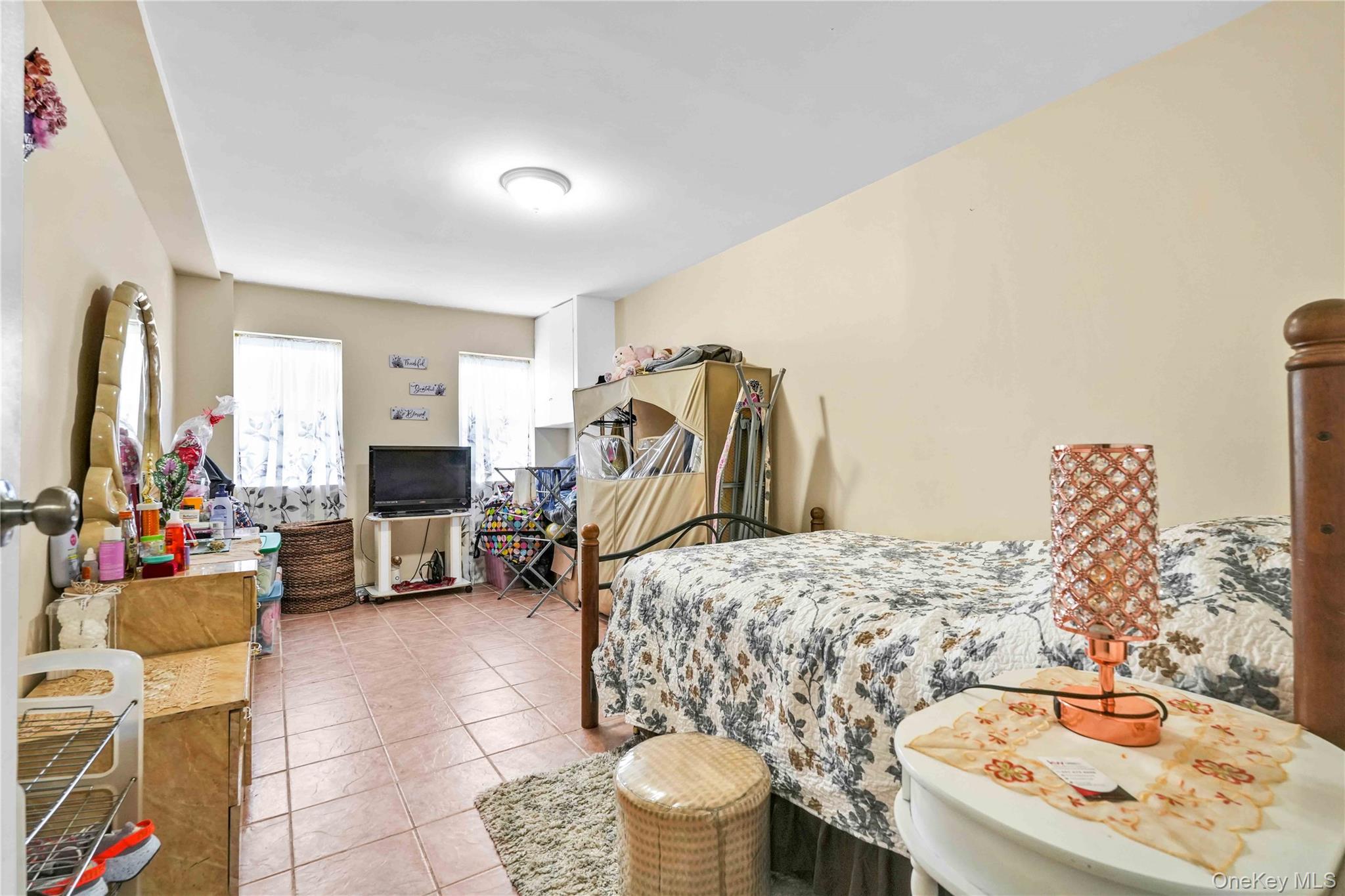 2723 Colden Avenue, Bronx, NY 10469