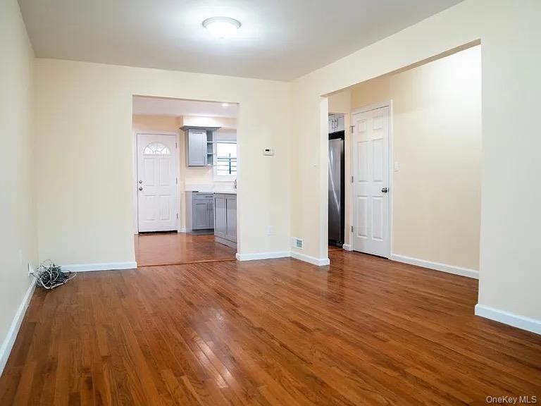 2723 Colden Avenue, Bronx, NY 10469