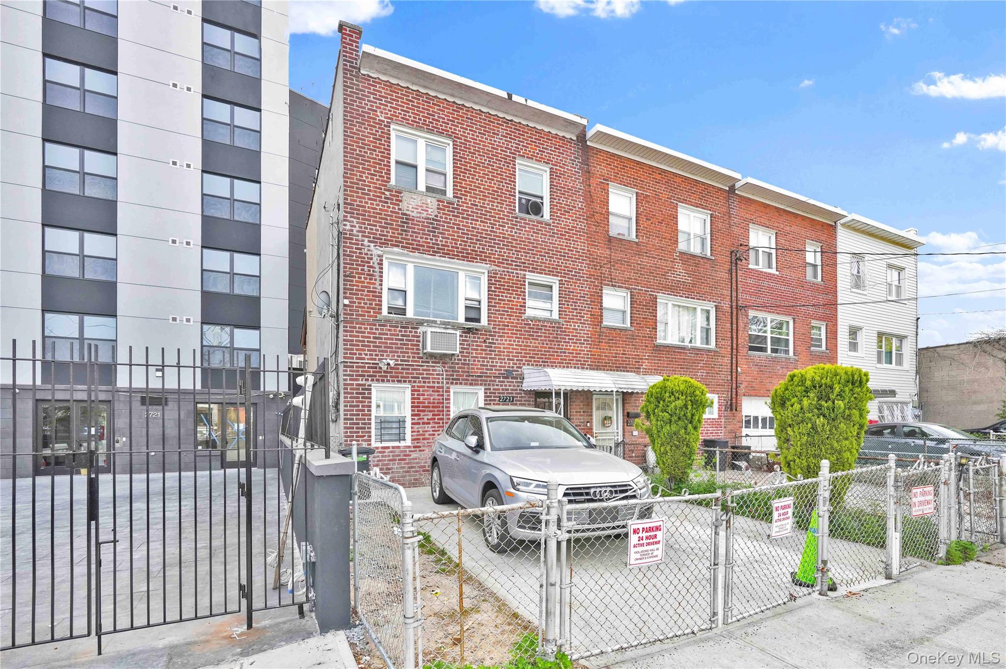 2723 Colden Avenue, Bronx, NY 10469