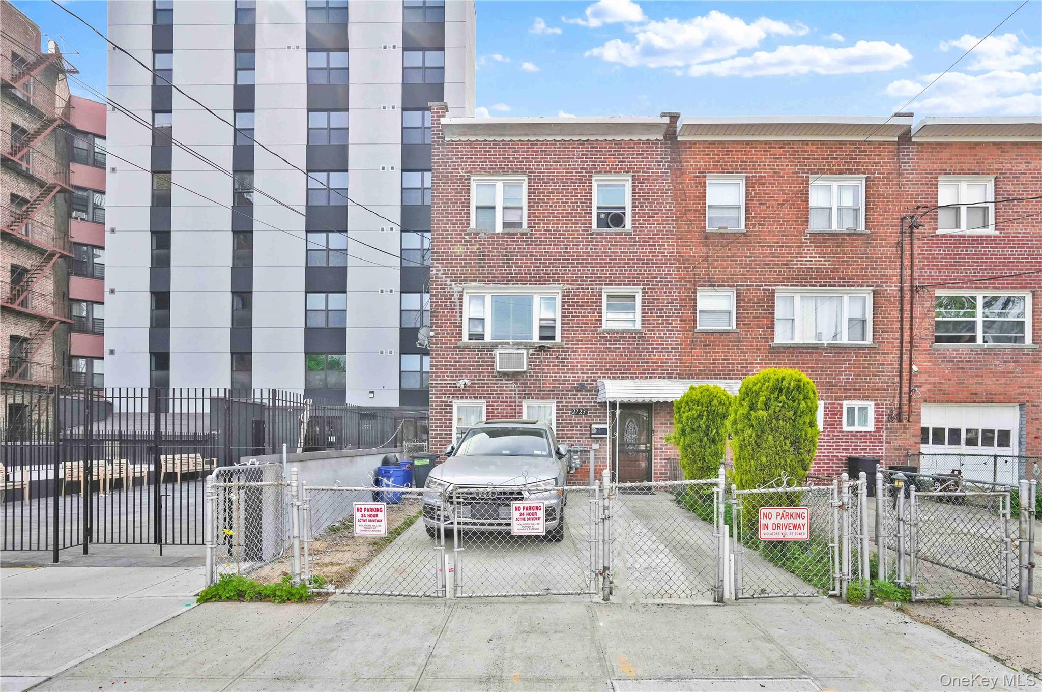 2723 Colden Avenue, Bronx, NY 10469