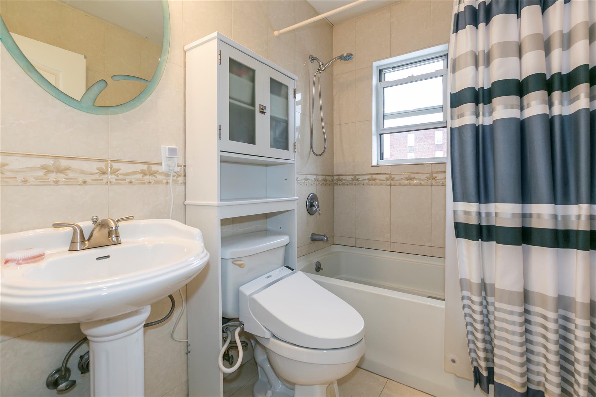 108-27 63rd Avenue # 4B, Forest Hills, NY 11375