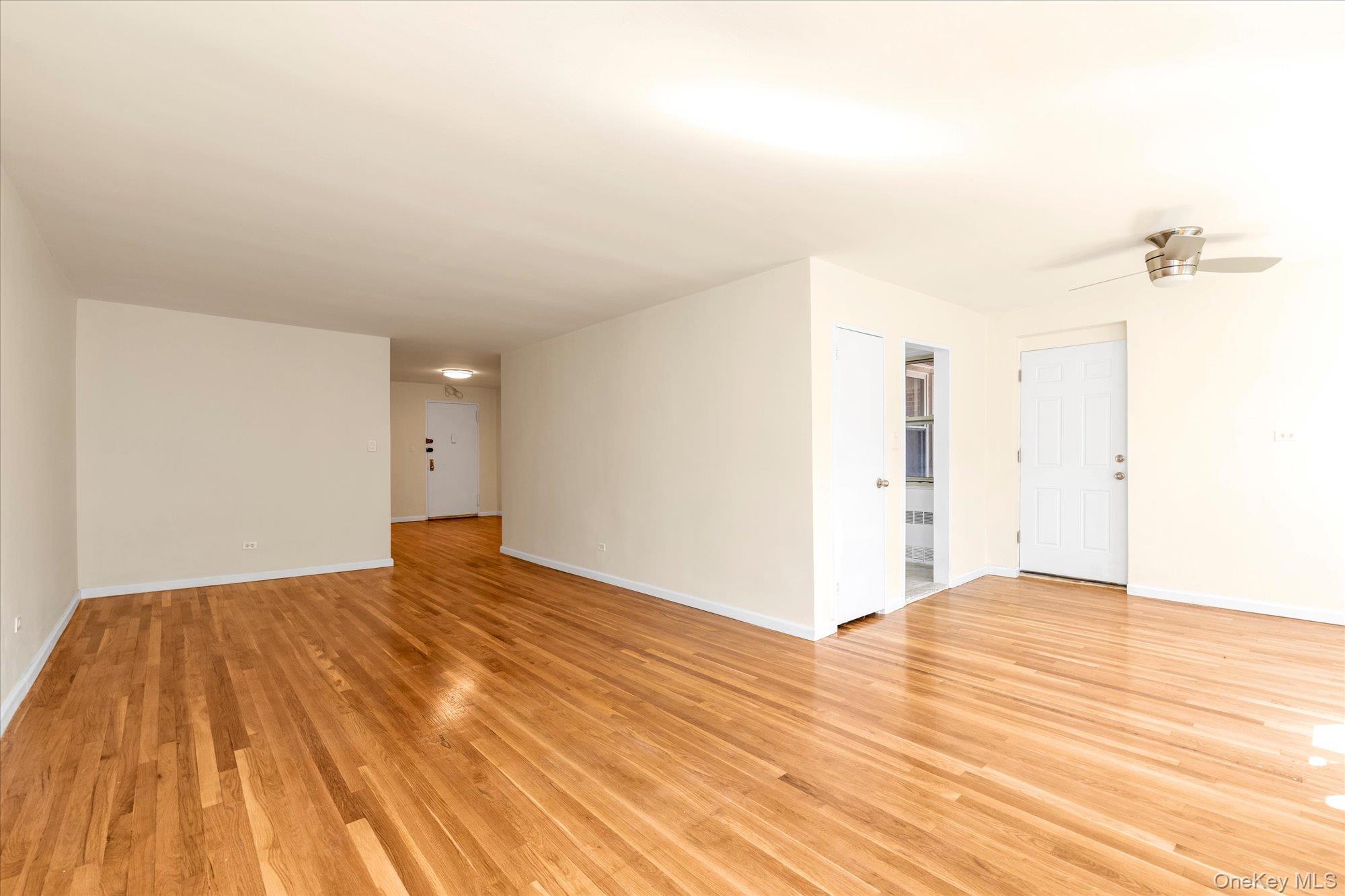 92-30 56th Ave # 5N, Elmhurst, NY 11373