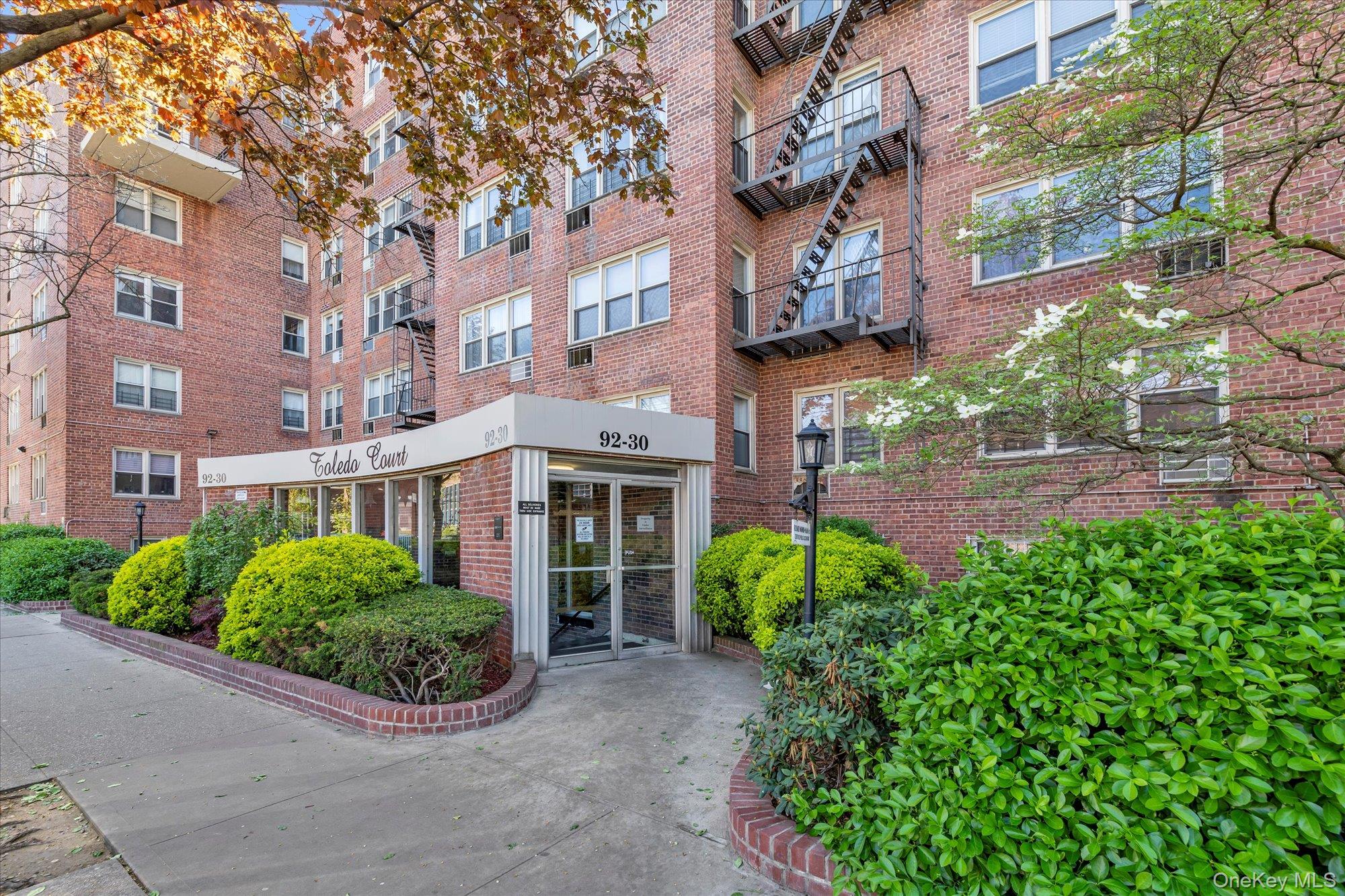 92-30 56th Ave # 5N, Elmhurst, NY 11373