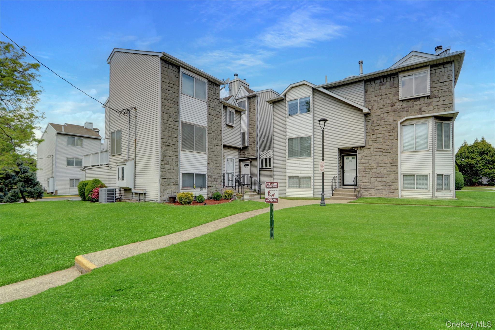 963 Goethals Road, Staten Island, NY 10303