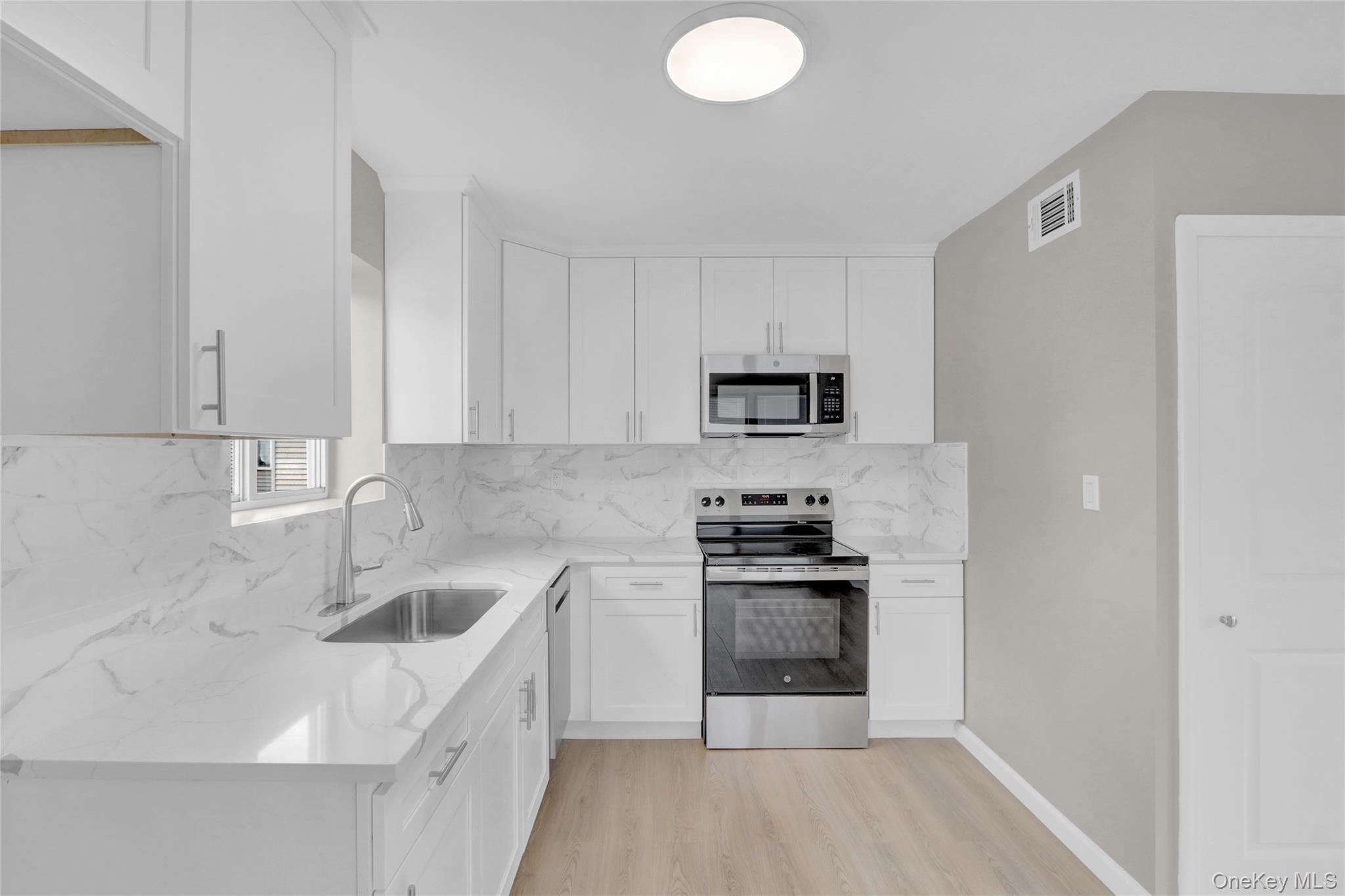 963 Goethals Road, Staten Island, NY 10303