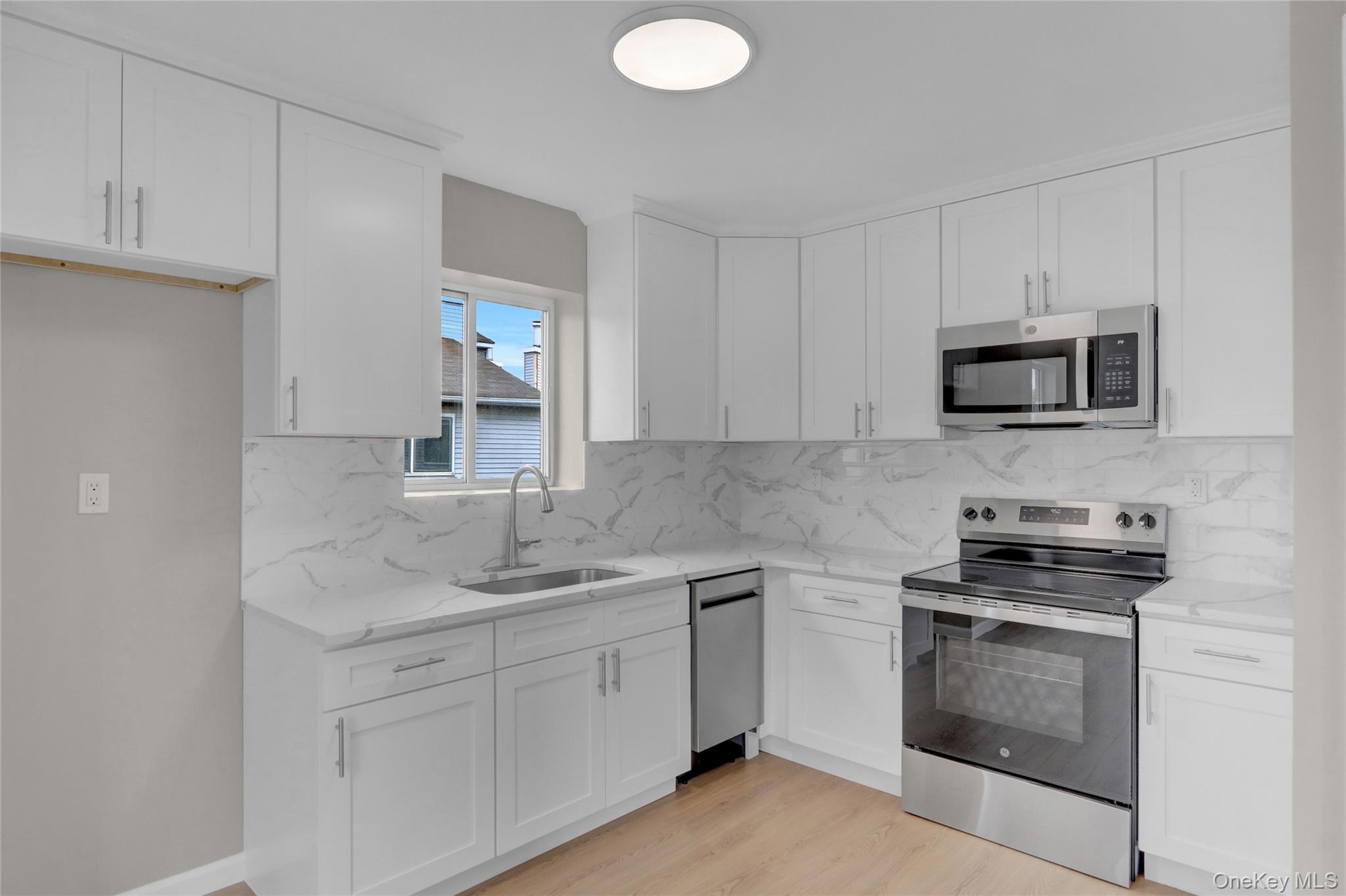 963 Goethals Road, Staten Island, NY 10303