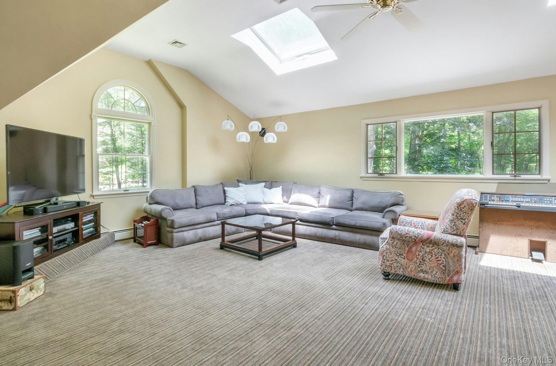 12 Woodland Court S, Bedford, NY 10506