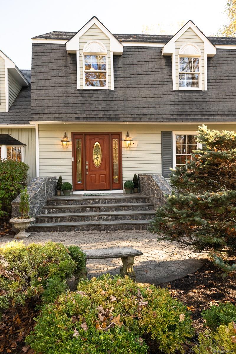 12 Woodland Court S, Bedford, NY 10506