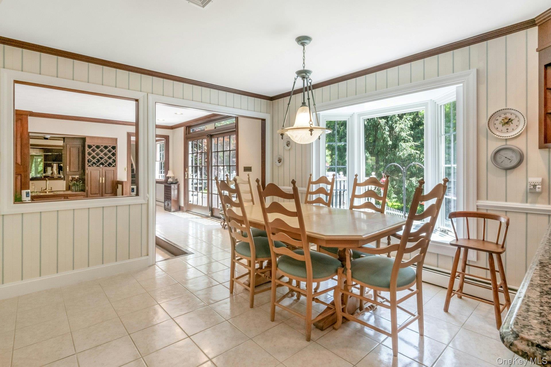 12 Woodland Court S, Bedford, NY 10506