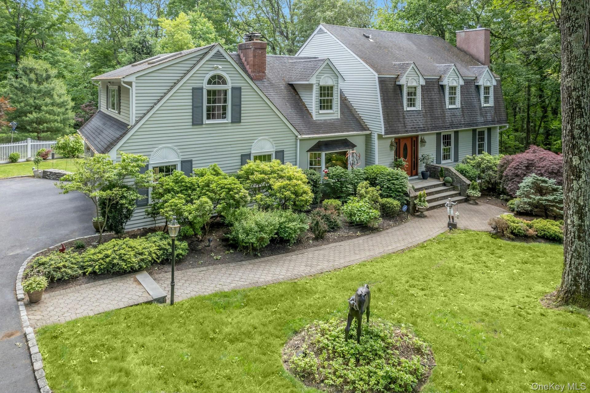 12 Woodland Court S, Bedford, NY 10506