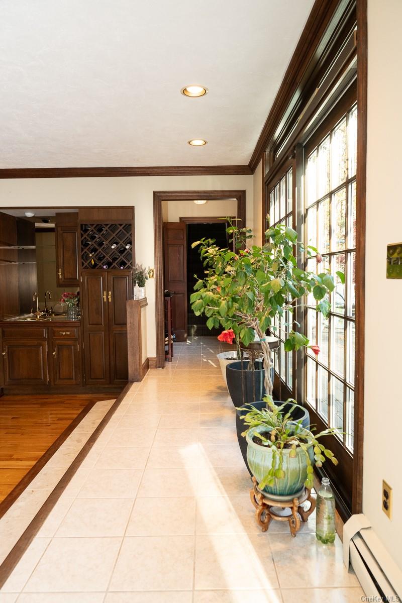 12 Woodland Court S, Bedford, NY 10506