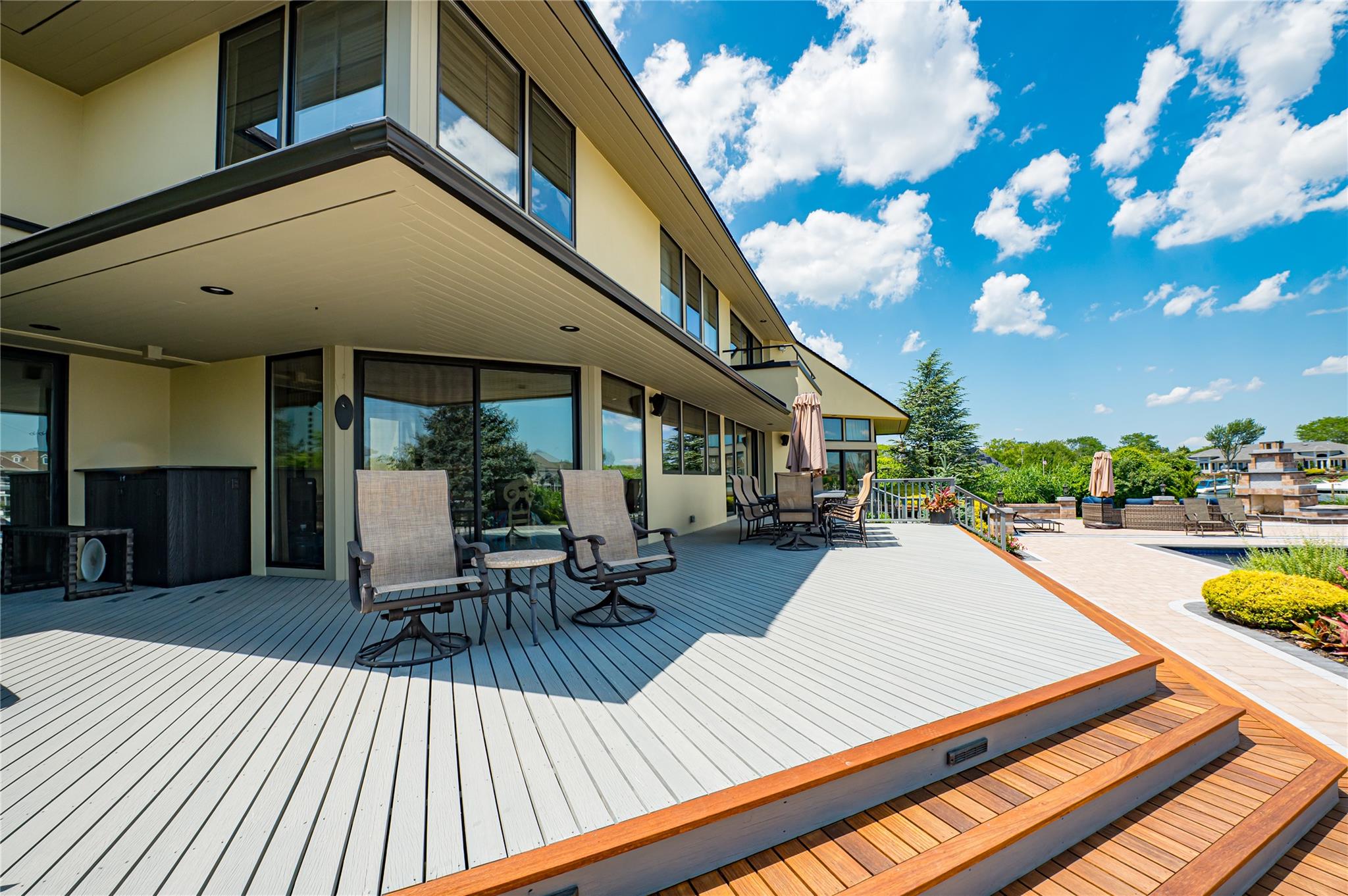 136 The Helm, East Islip, NY 11730