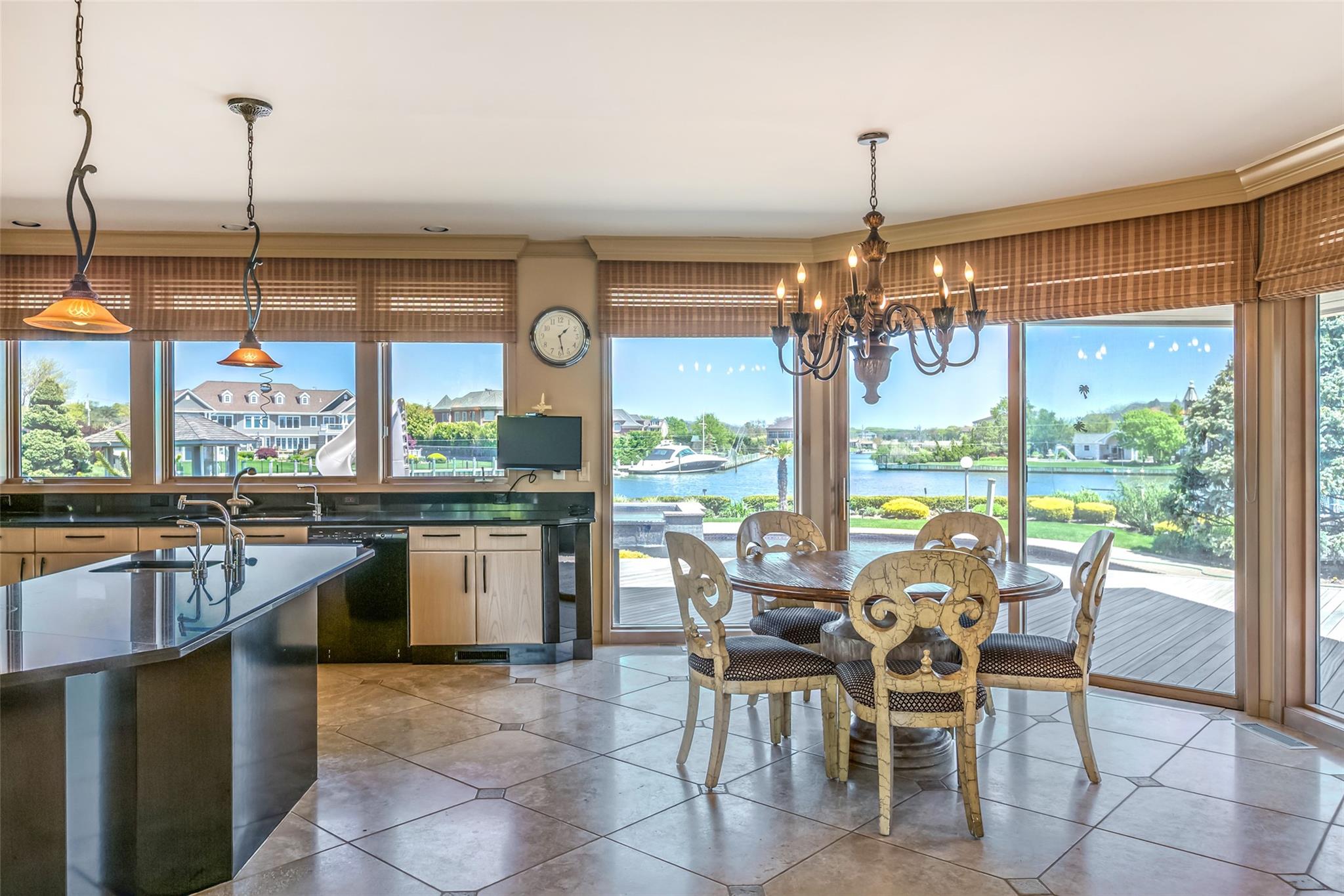 136 The Helm, East Islip, NY 11730