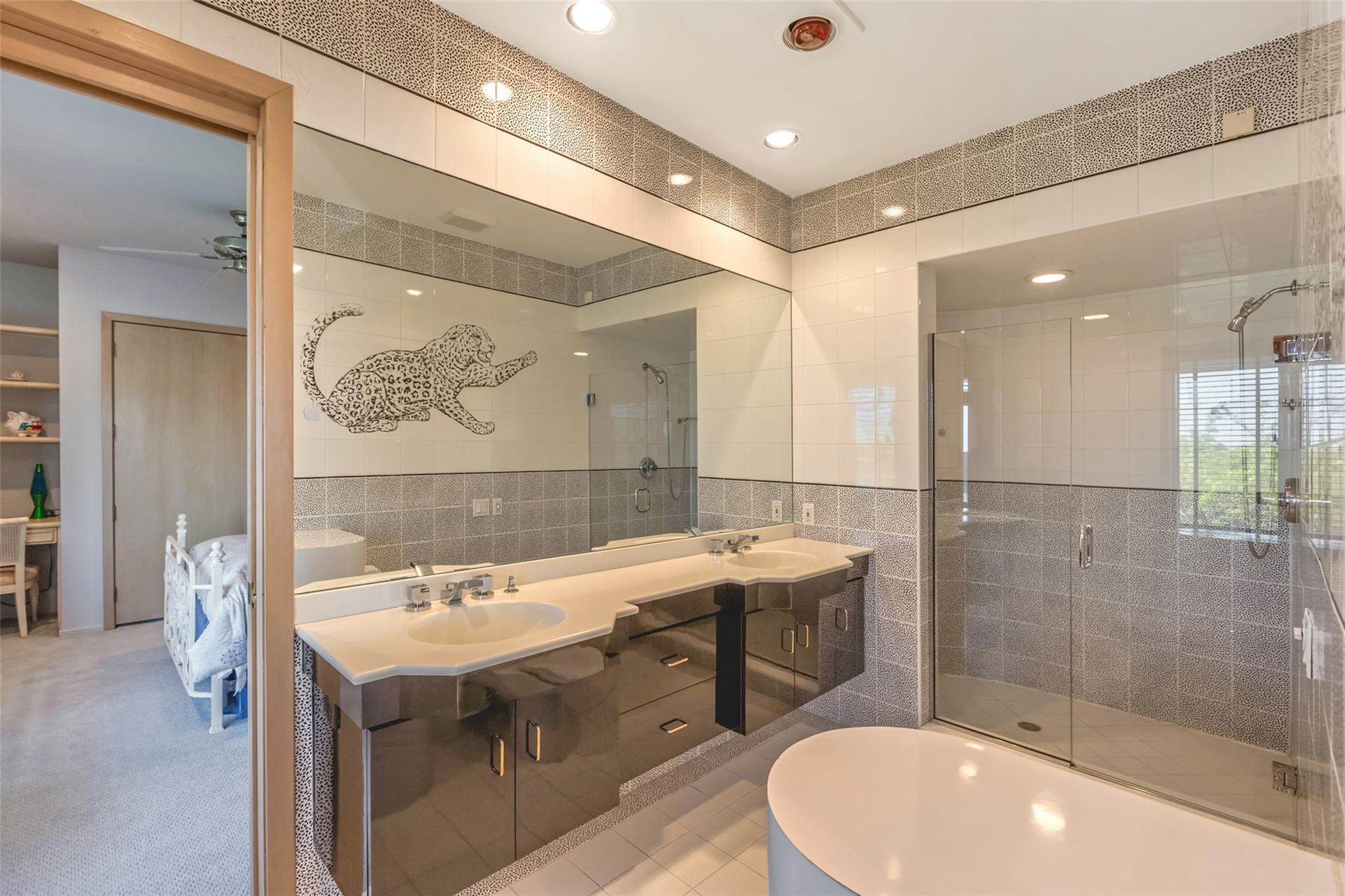 136 The Helm, East Islip, NY 11730