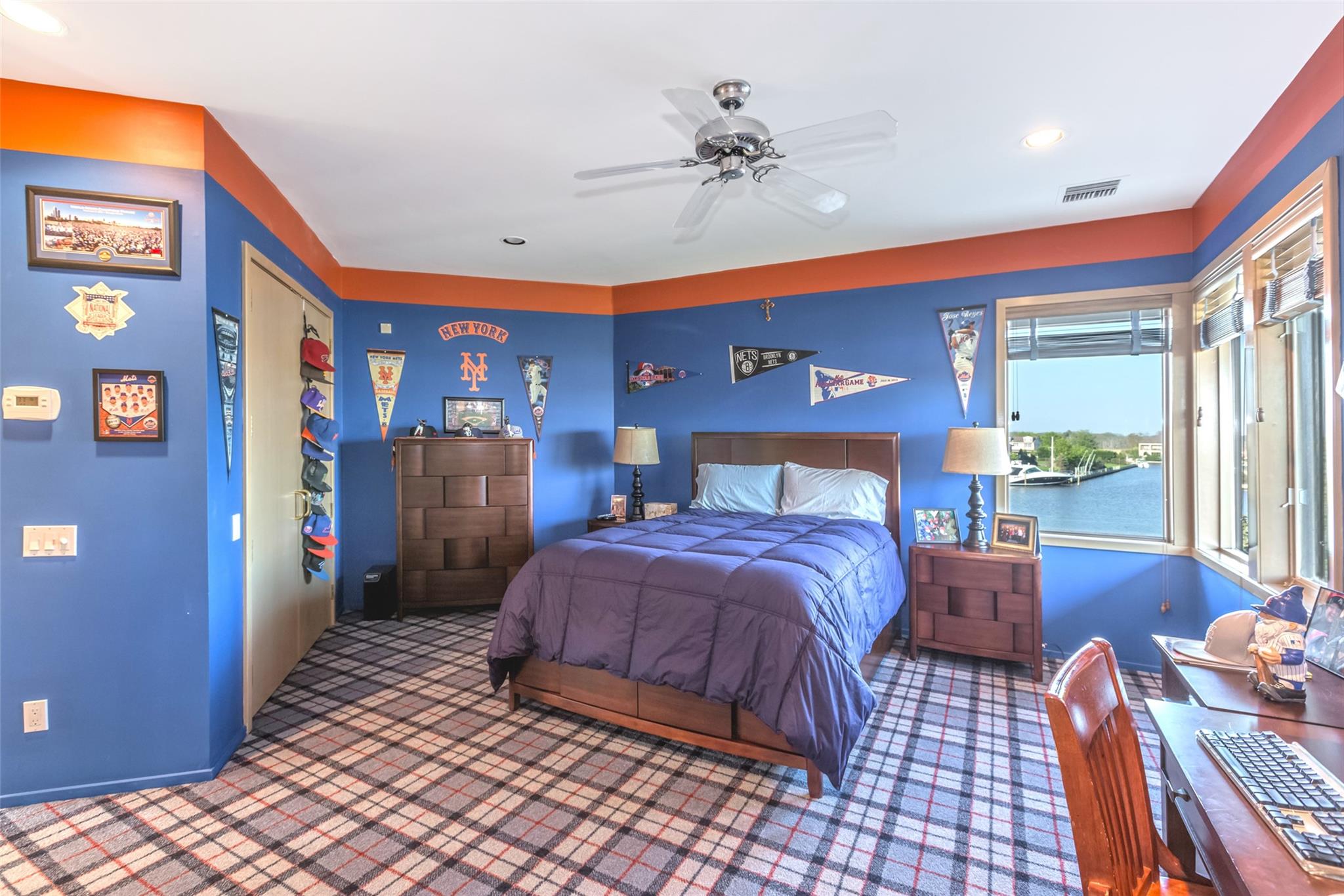 136 The Helm, East Islip, NY 11730