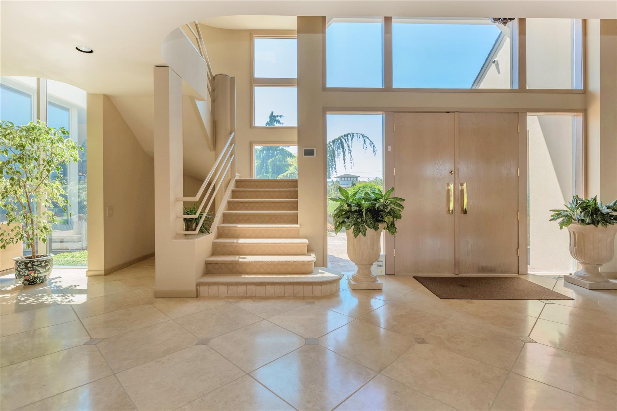 136 The Helm, East Islip, NY 11730