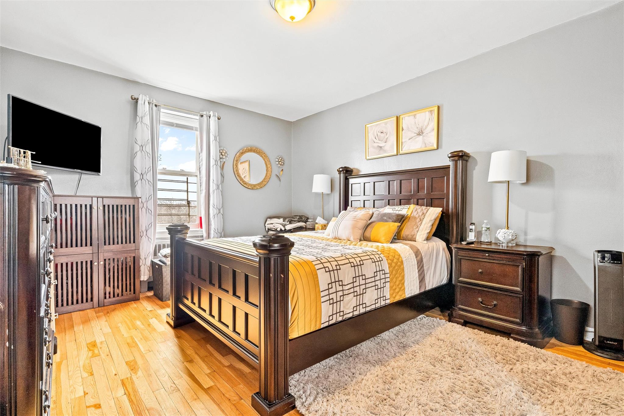 2080 Barnes Avenue # 4A, Bronx, NY 10462