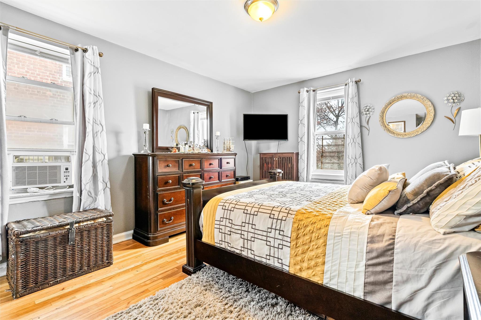 2080 Barnes Avenue # 4A, Bronx, NY 10462