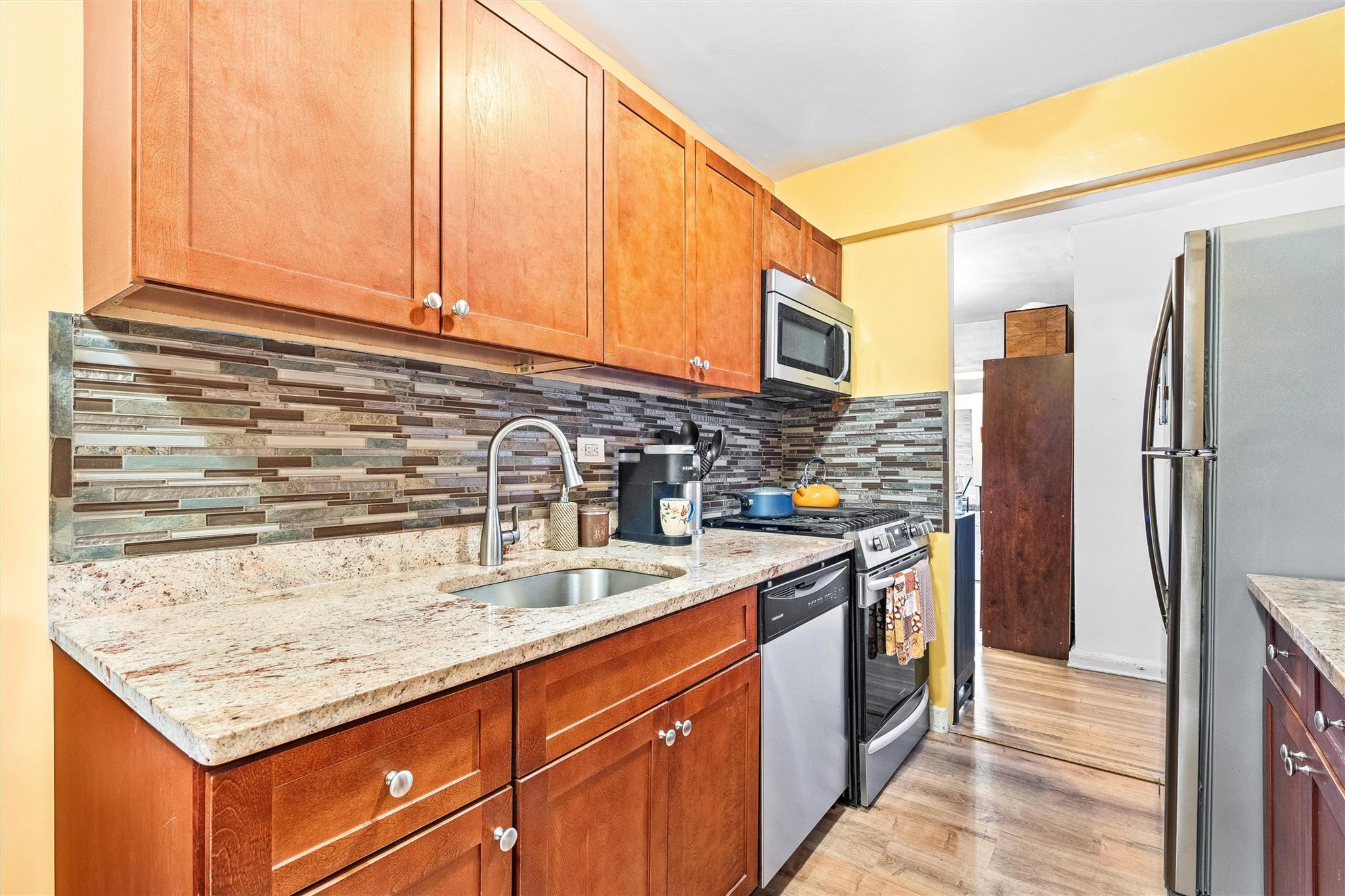 2080 Barnes Avenue # 4A, Bronx, NY 10462