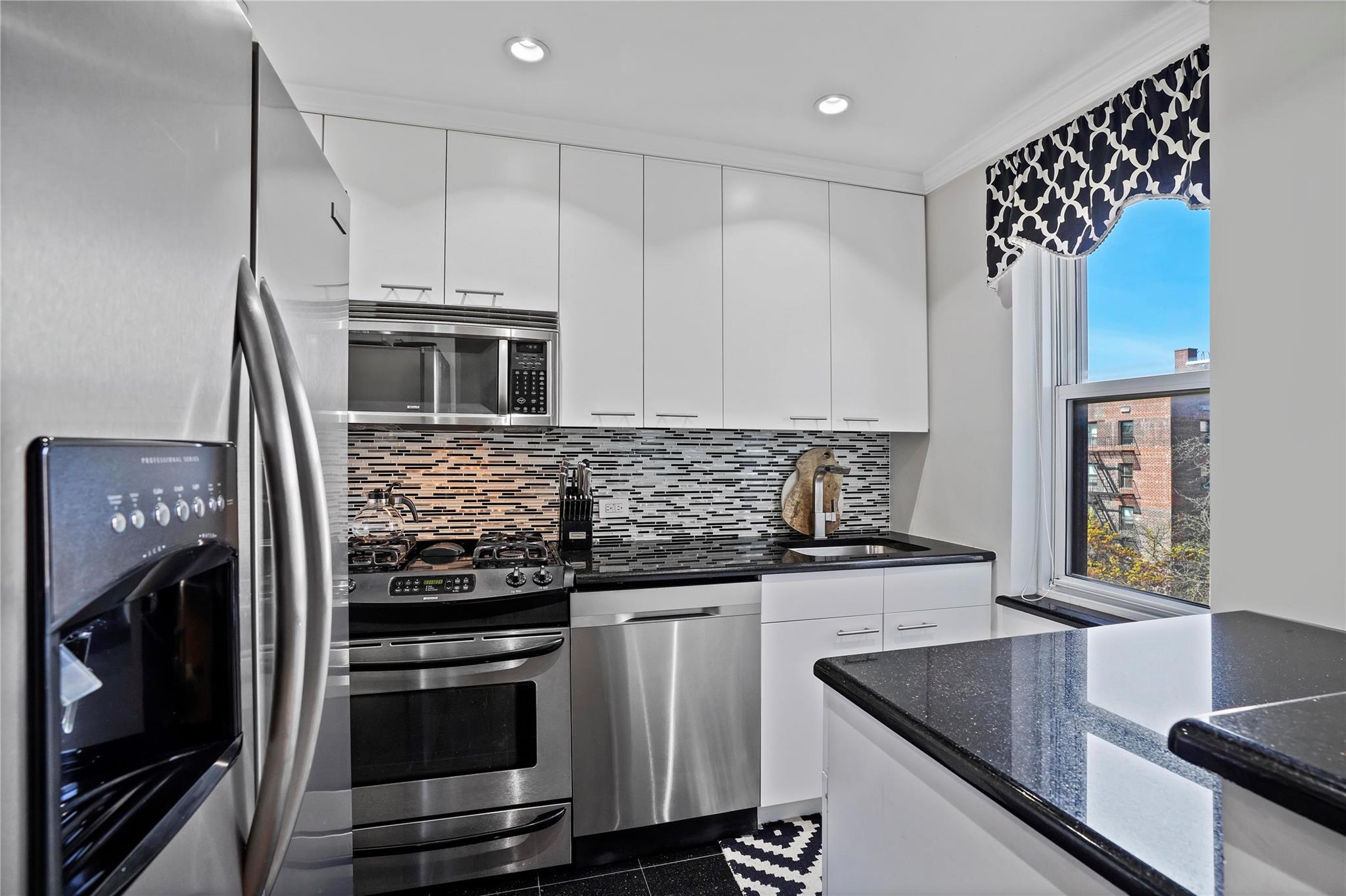 5221 65th Place # 6N, Maspeth, NY 11378