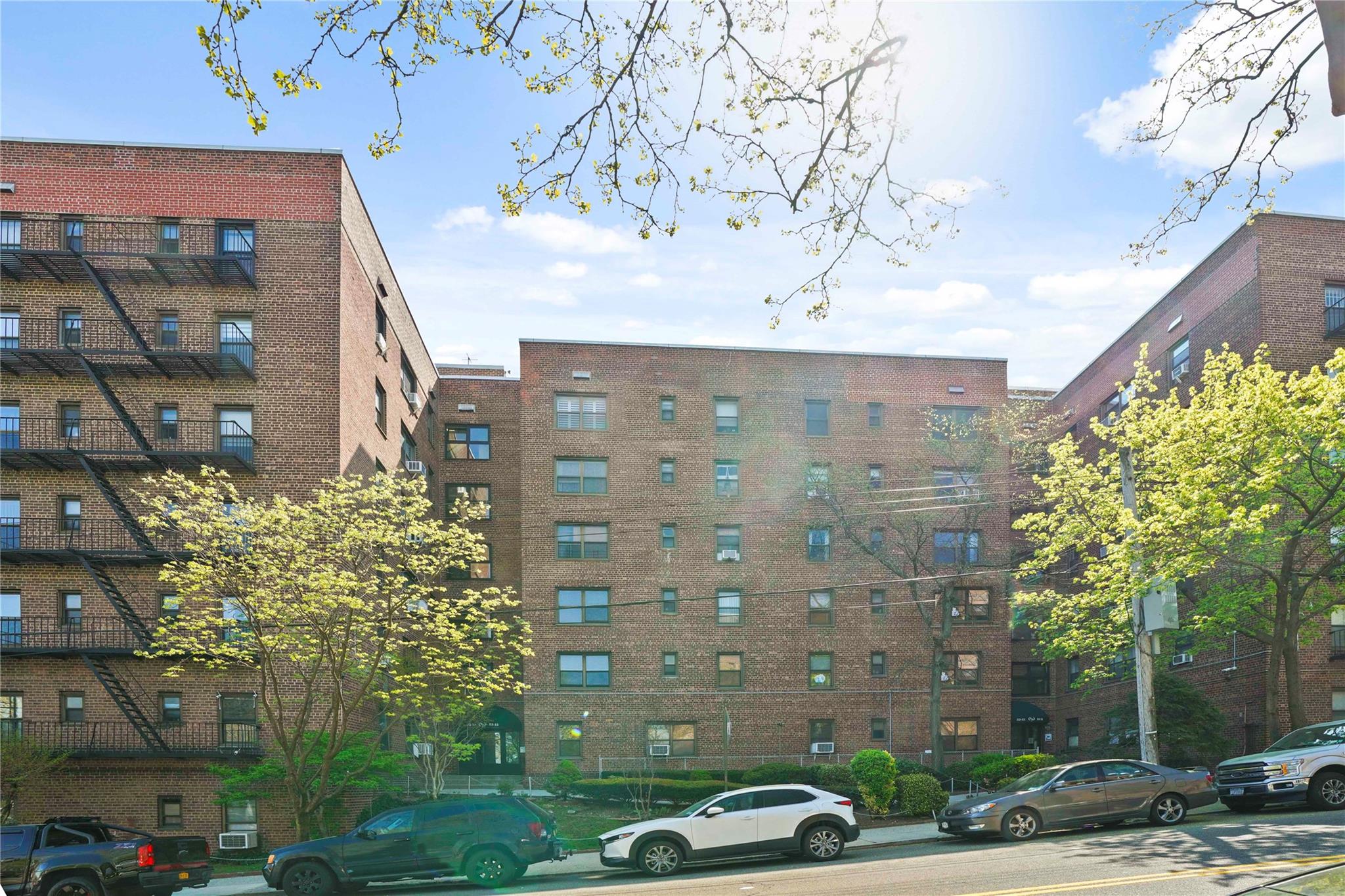 5221 65th Place # 6N, Maspeth, NY 11378