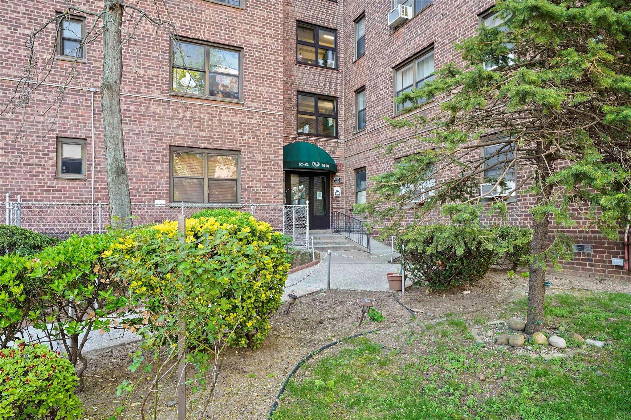 5221 65th Place # 6N, Maspeth, NY 11378