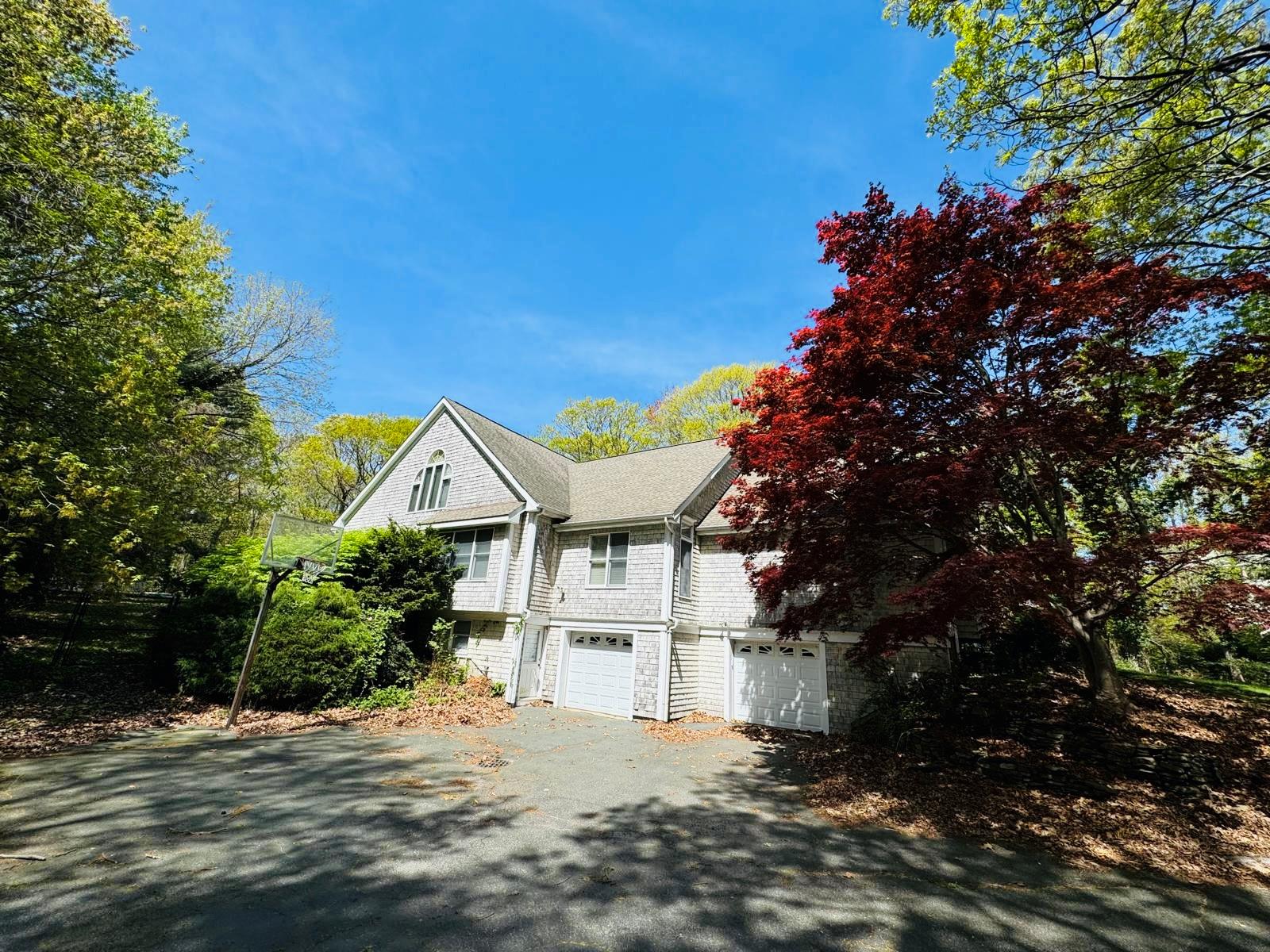 66 Cliff Road, Port Jefferson, NY 11777