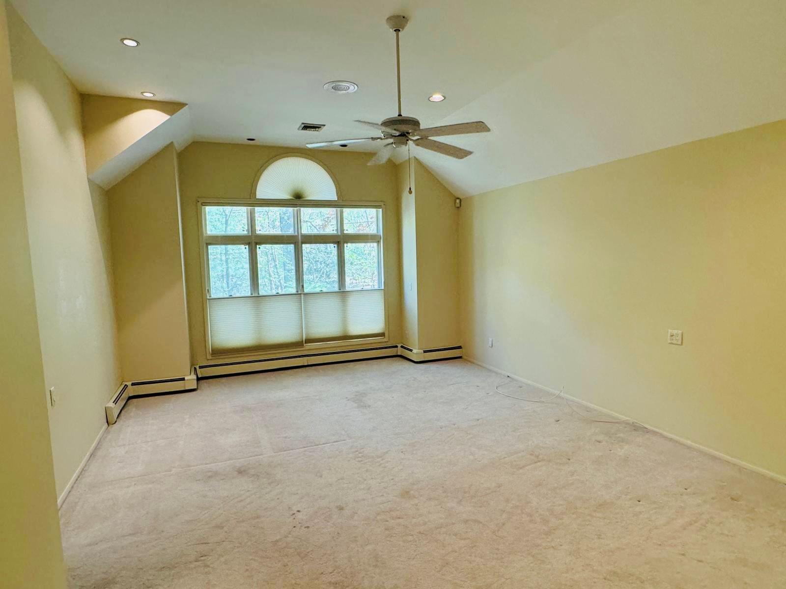 66 Cliff Road, Port Jefferson, NY 11777