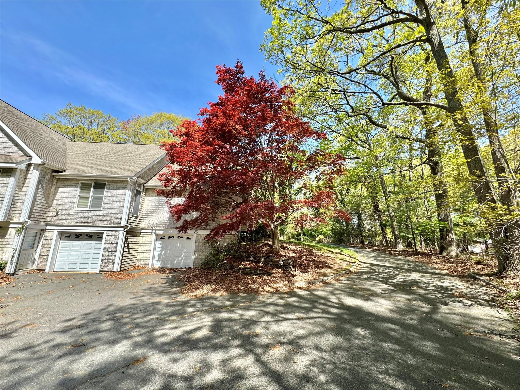 66 Cliff Road, Port Jefferson, NY 11777