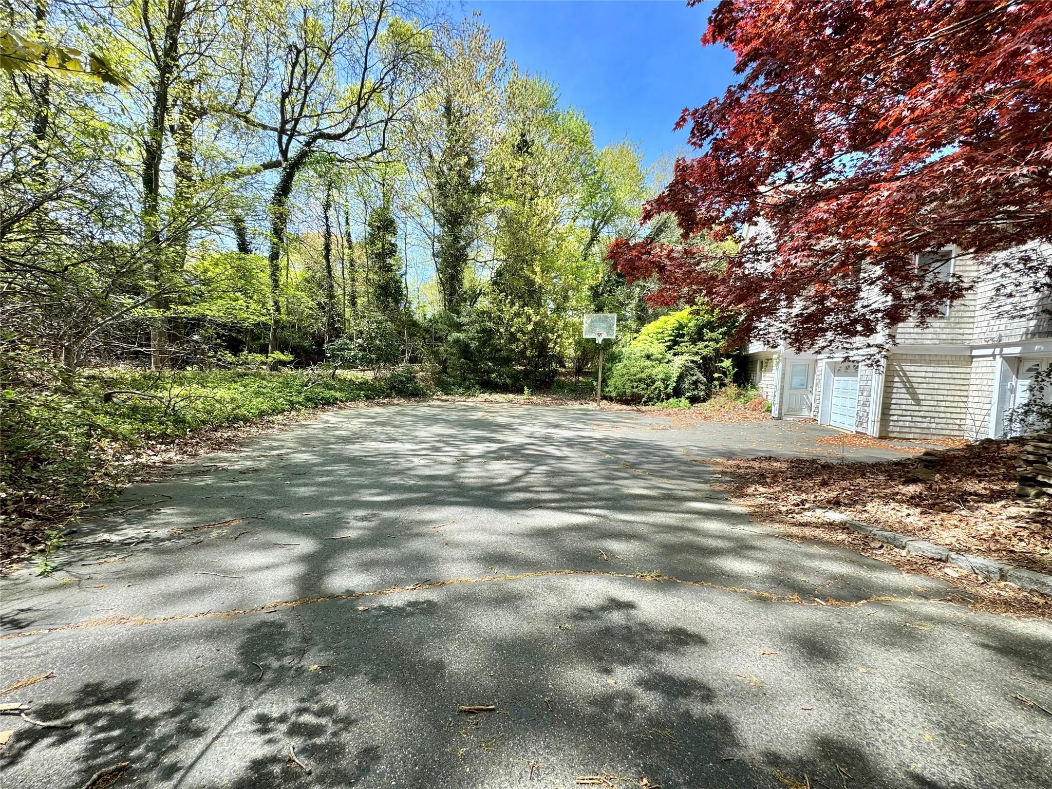 66 Cliff Road, Port Jefferson, NY 11777