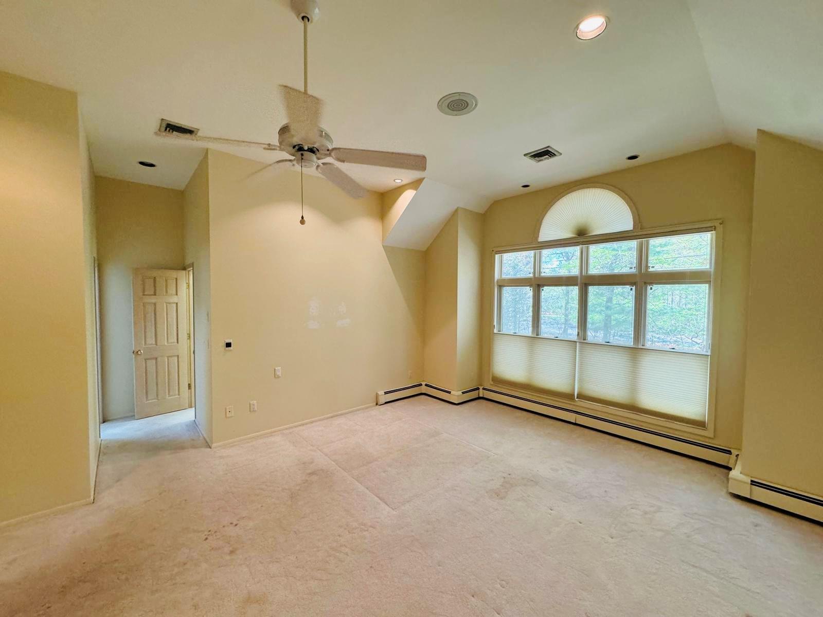 66 Cliff Road, Port Jefferson, NY 11777