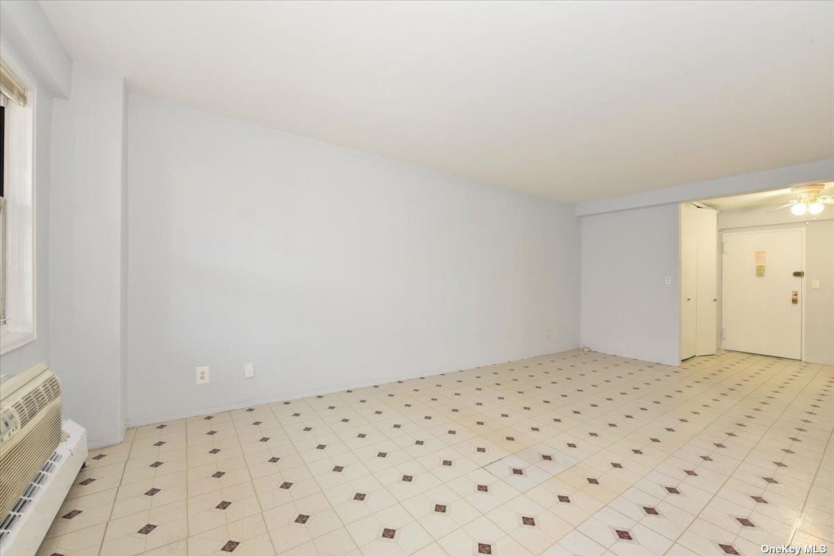 89-15 Parsons Boulevard # 2A, Jamaica, NY 11432