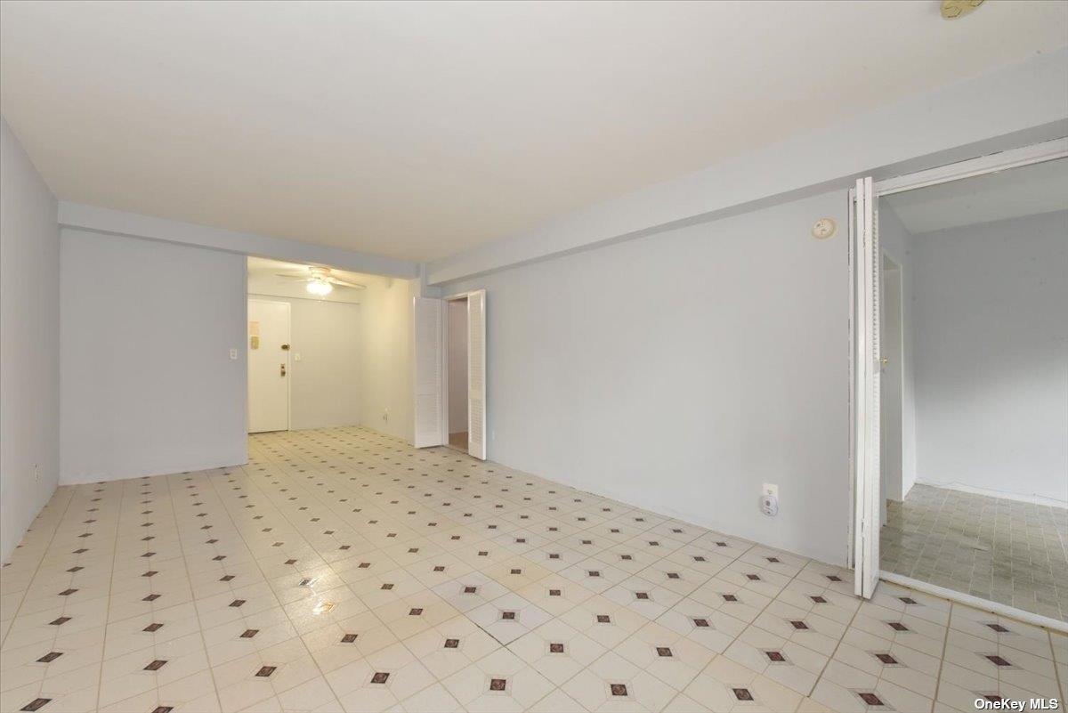 89-15 Parsons Boulevard # 2A, Jamaica, NY 11432